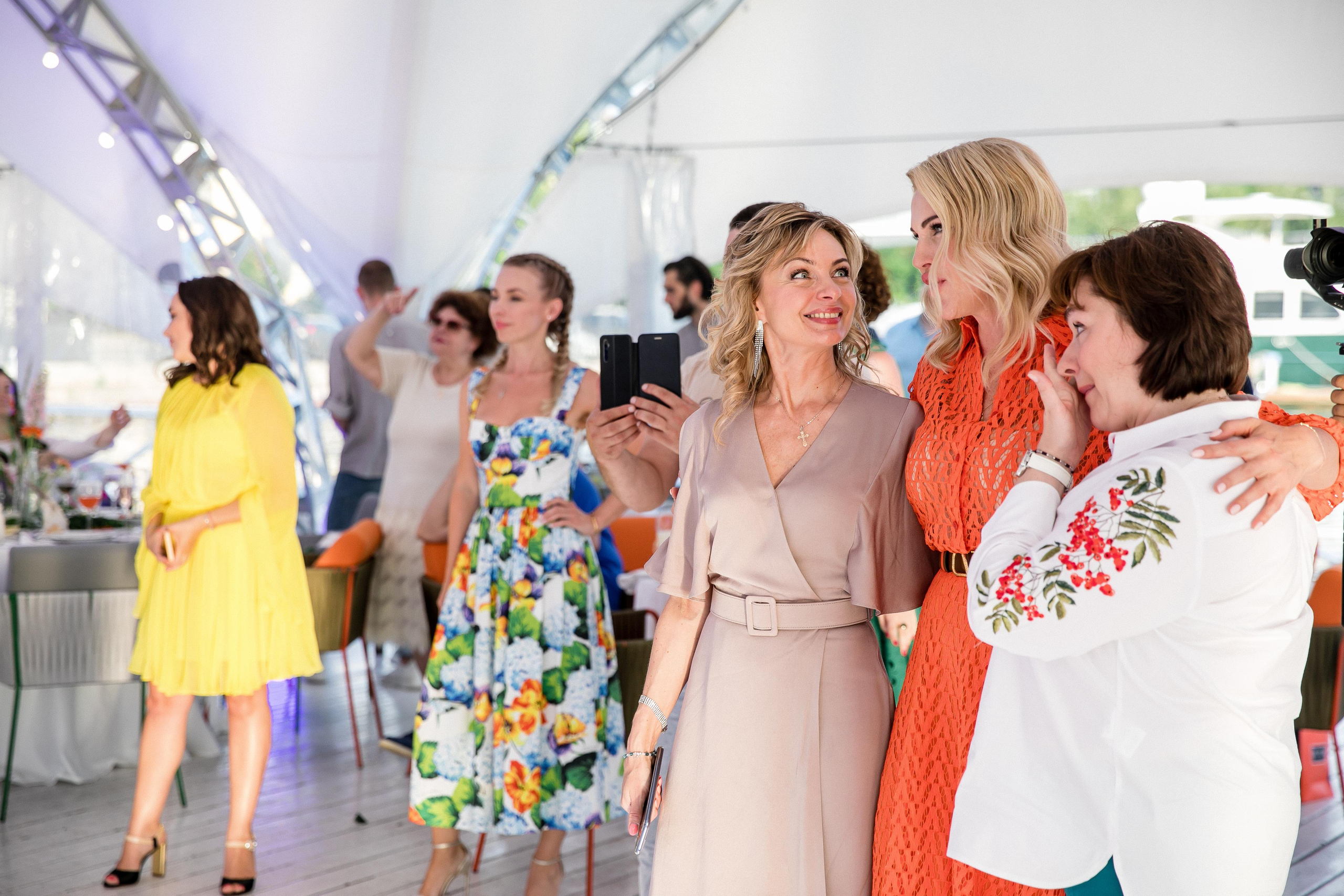 Супер Юбилей на берегу реки. Репортажной и Свадебный фотограф Слава Цесарь