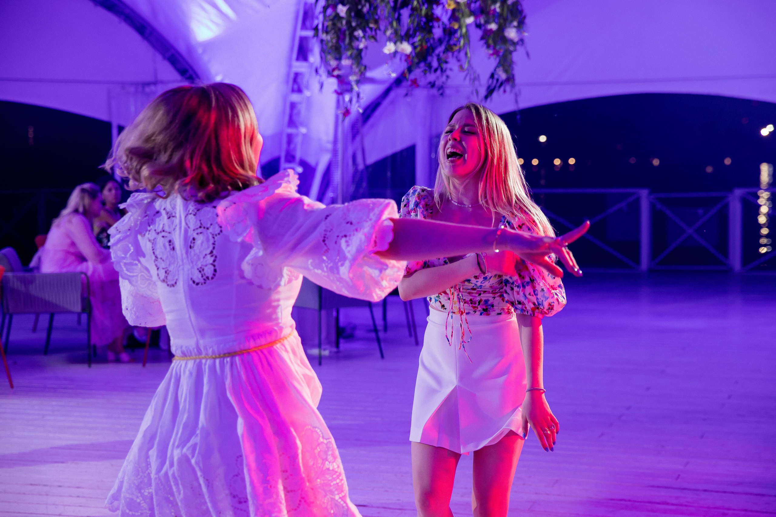 Супер Юбилей на берегу реки. Репортажной и Свадебный фотограф Слава Цесарь