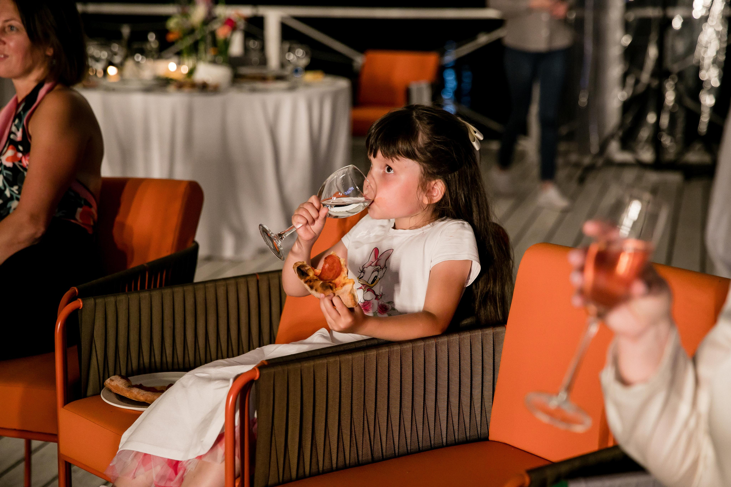 Супер Юбилей на берегу реки. Репортажной и Свадебный фотограф Слава Цесарь