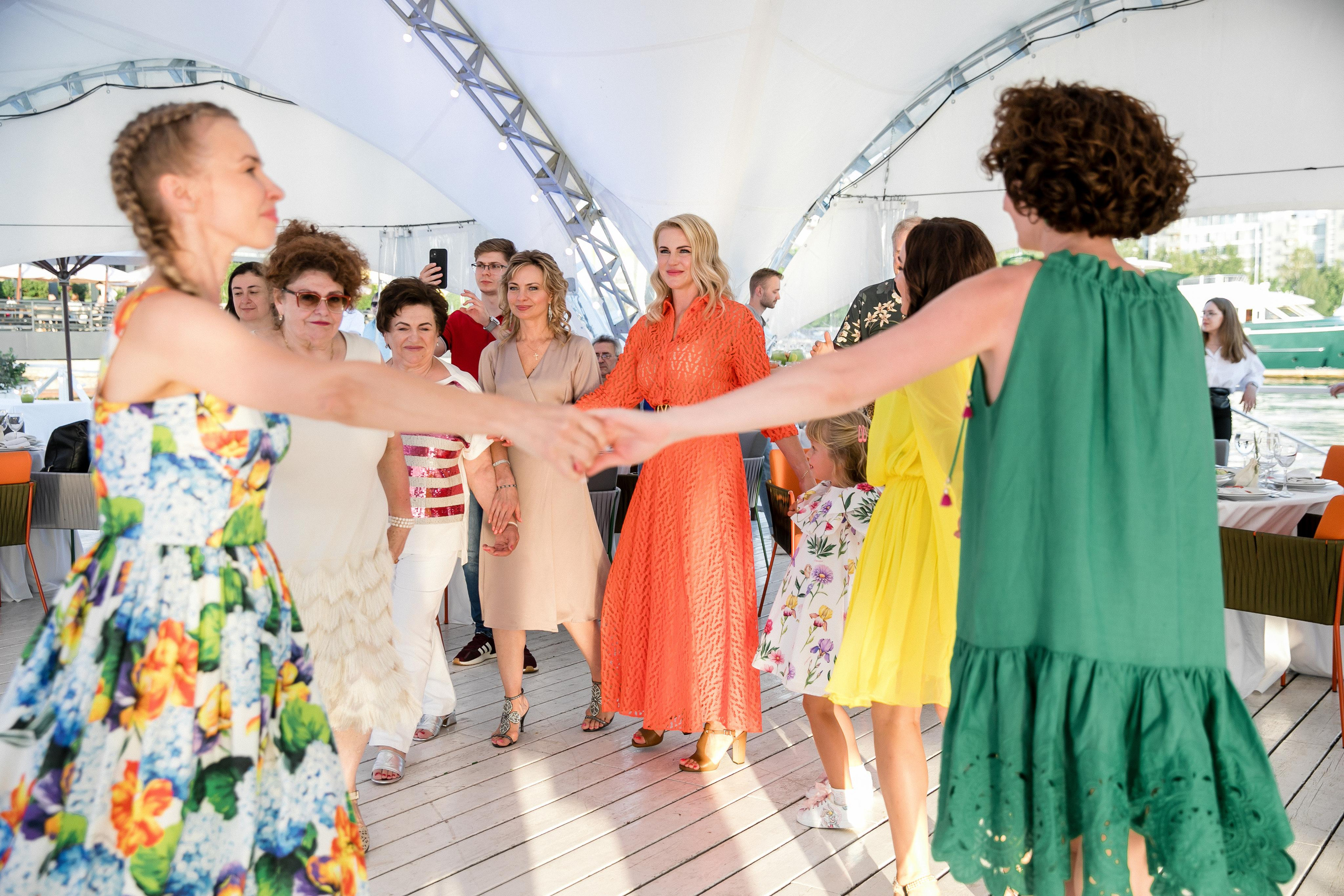 Супер Юбилей на берегу реки. Репортажной и Свадебный фотограф Слава Цесарь