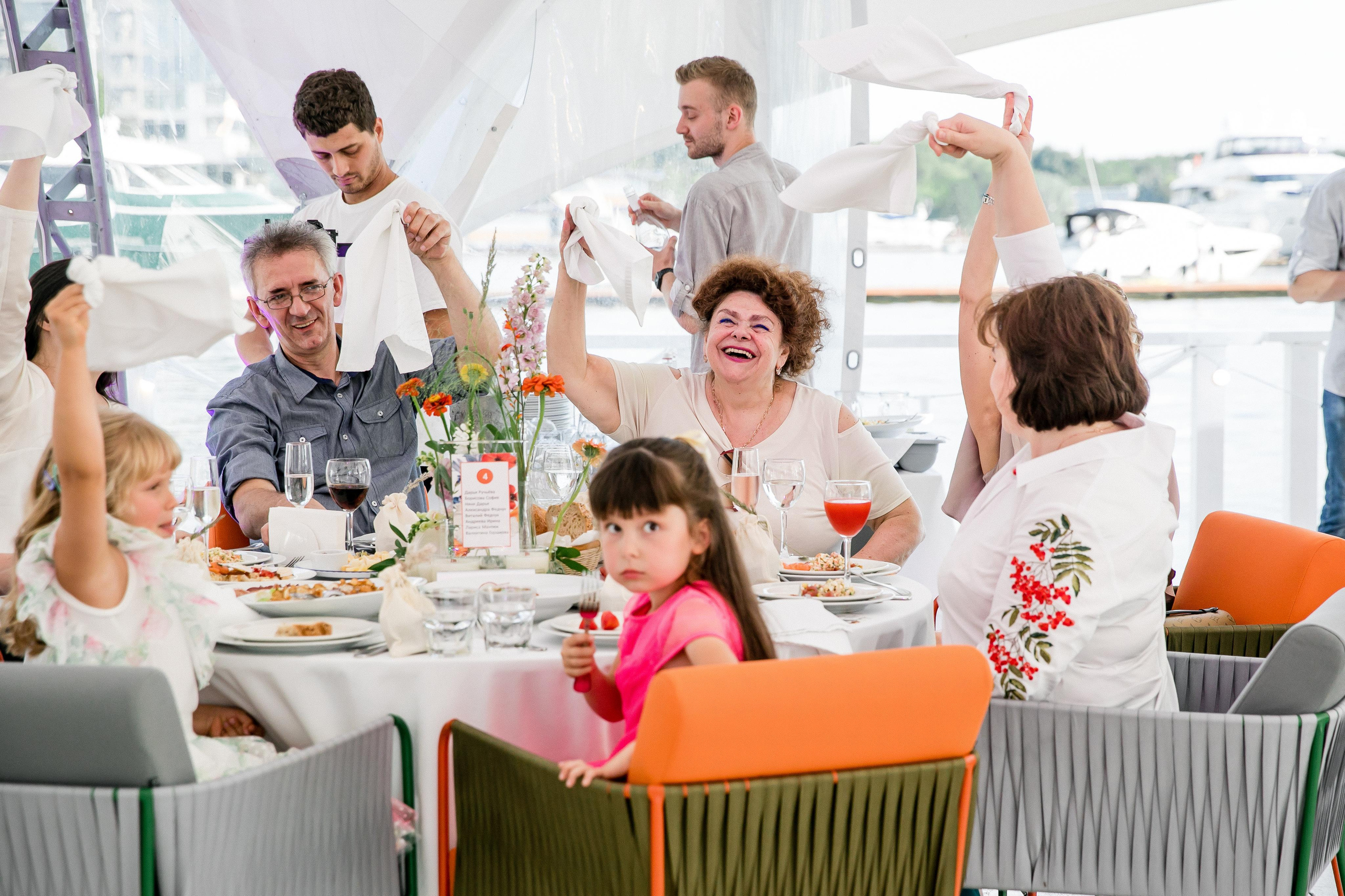 Супер Юбилей на берегу реки. Репортажной и Свадебный фотограф Слава Цесарь