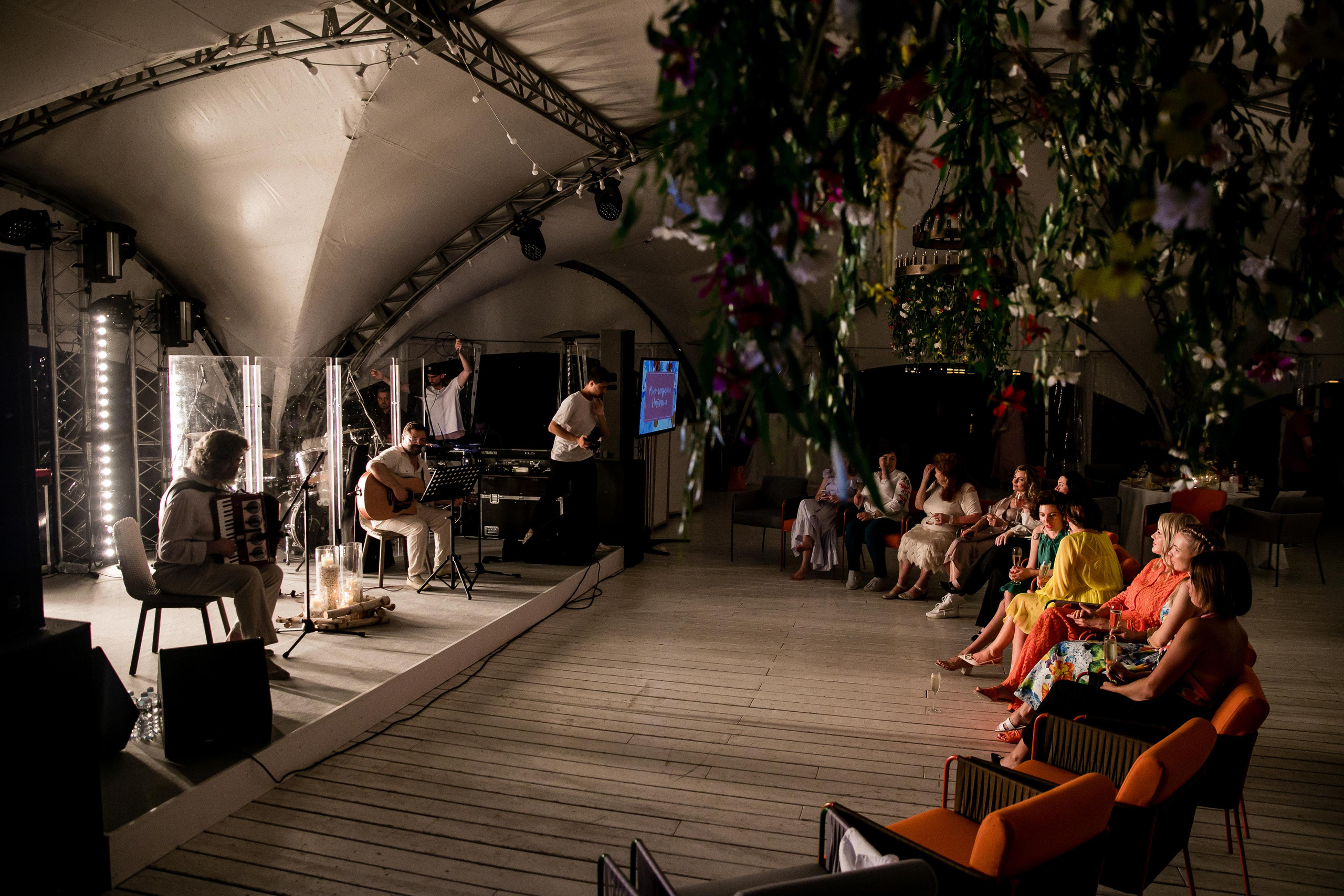 Супер Юбилей на берегу реки. Репортажной и Свадебный фотограф Слава Цесарь