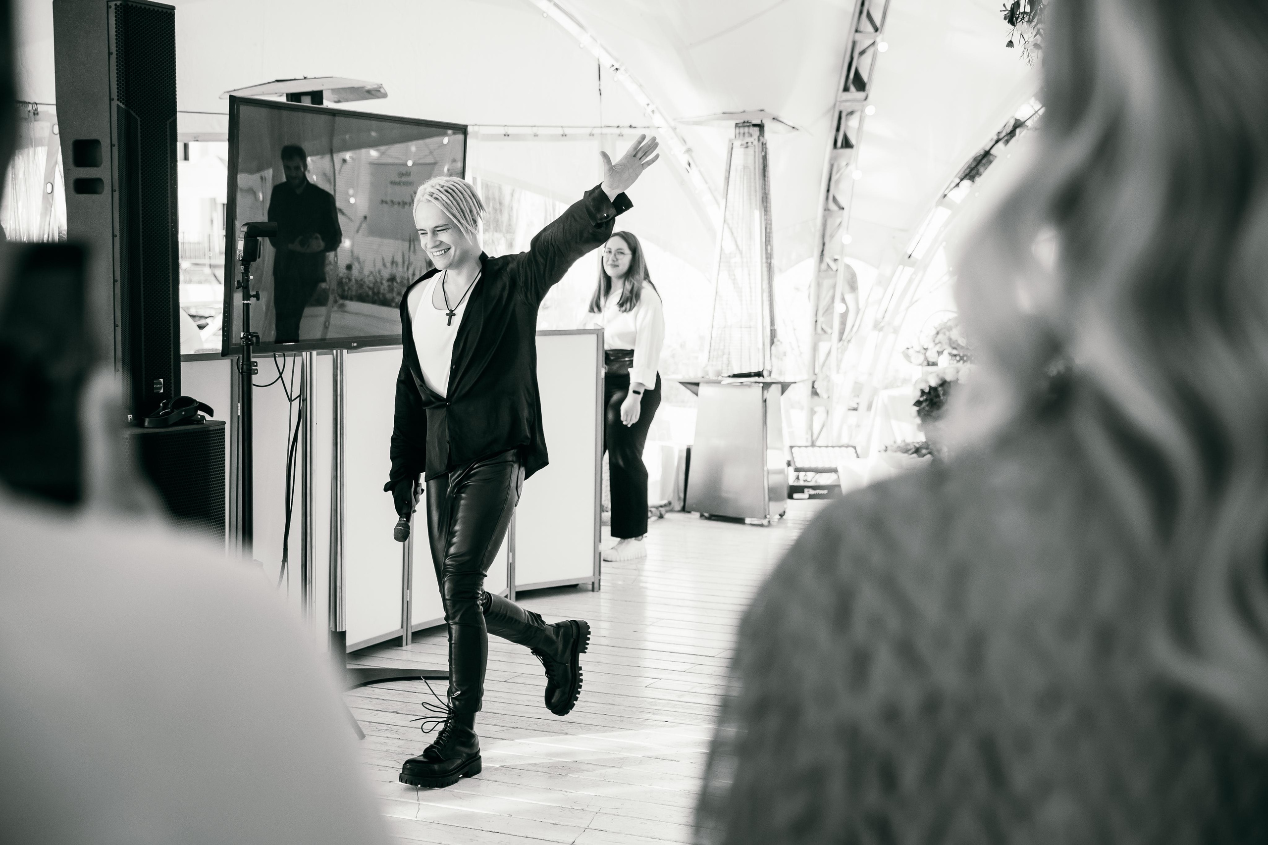 Супер Юбилей на берегу реки. Репортажной и Свадебный фотограф Слава Цесарь