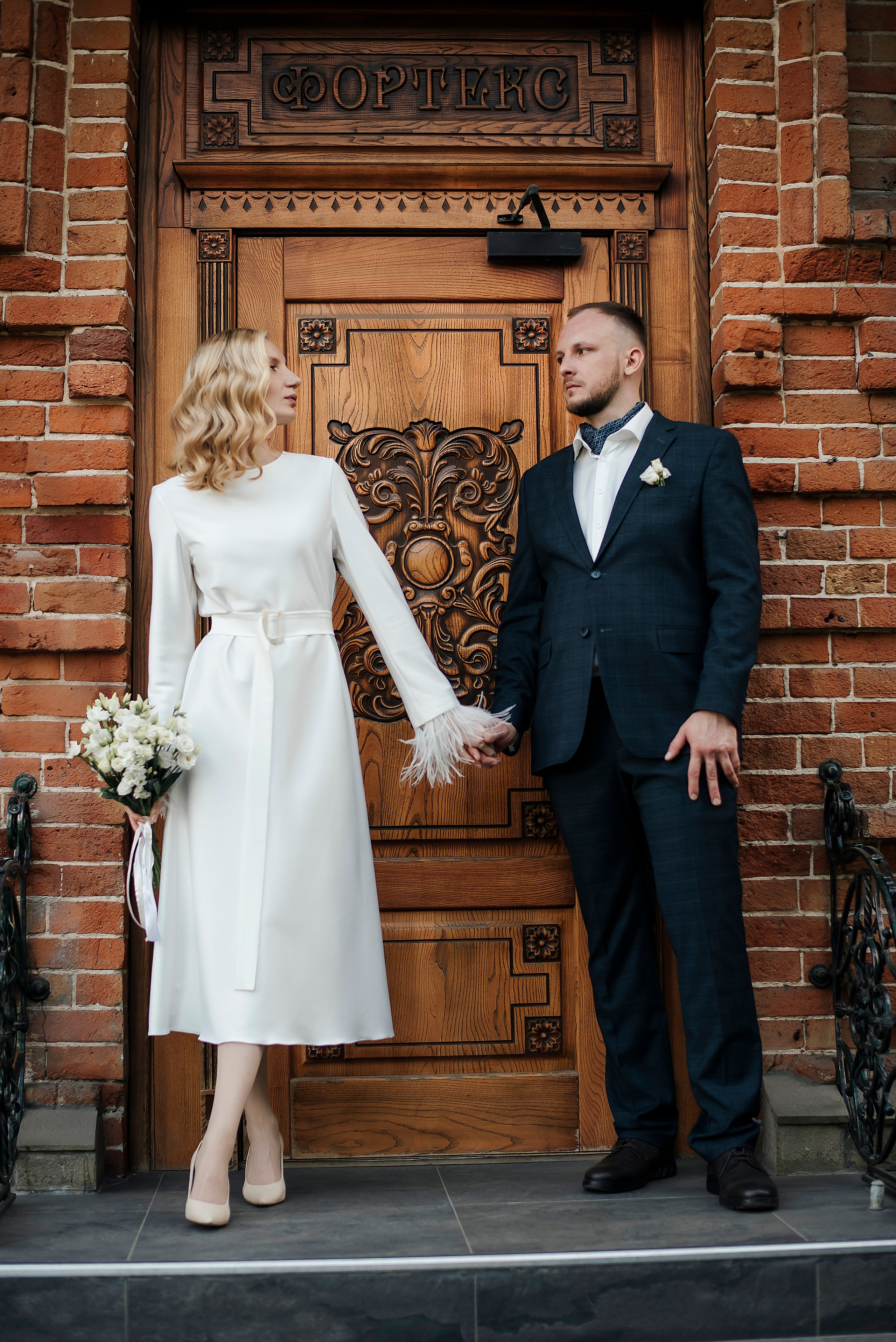 Прогулка по Большой Садовой. Свадебный фотограф Ростов-на-Дону от 4 400 руб. |Кристина Гайсенюк