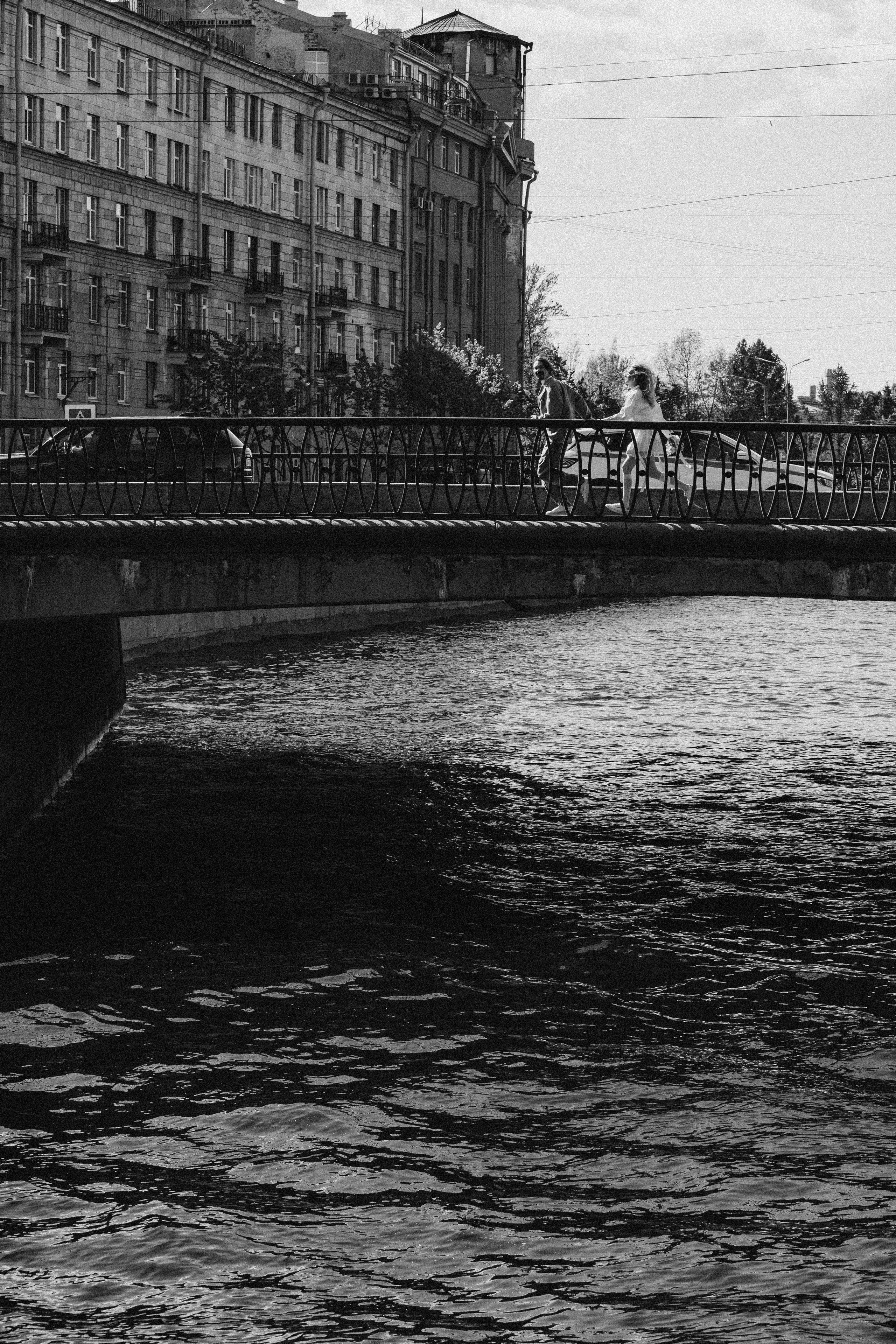 СВАДЕБНАЯ ПРОГУЛКА ПО ПЕТРОГРАДКЕ ВЕСНОЙ. СВАДЕБНАЯ ФОТОСЕССИИЯ НА ПЕТРОГРАДКЕ. Профессиональный фотограф, Санкт-Петербург — Виктория Богомолова