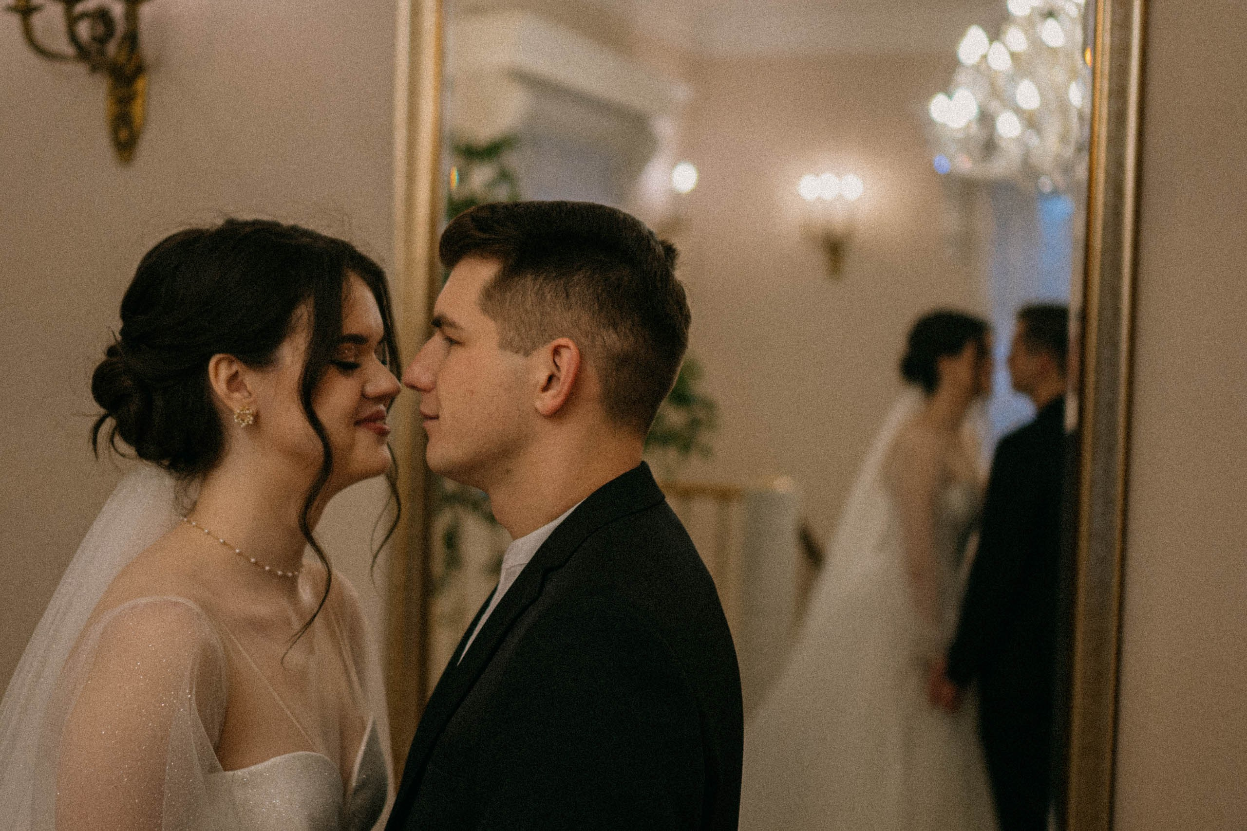 СВАДЕБНАЯ СЬЕМКА ПАРЫ В ГОРОДЕ ПУШКИН В ПАРКЕ ЕКАТЕРИНЕНСКОМ В НОЯБРЕ. Профессиональный фотограф, Санкт-Петербург — Виктория Богомолова