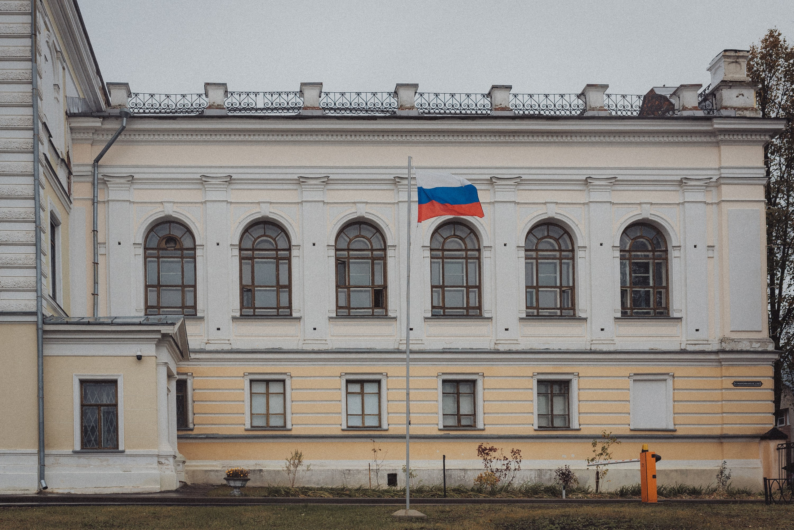 Проект #улицыгорода. Ярославль, ул. Республиканская. Документальный фотограф Илья Тихановский