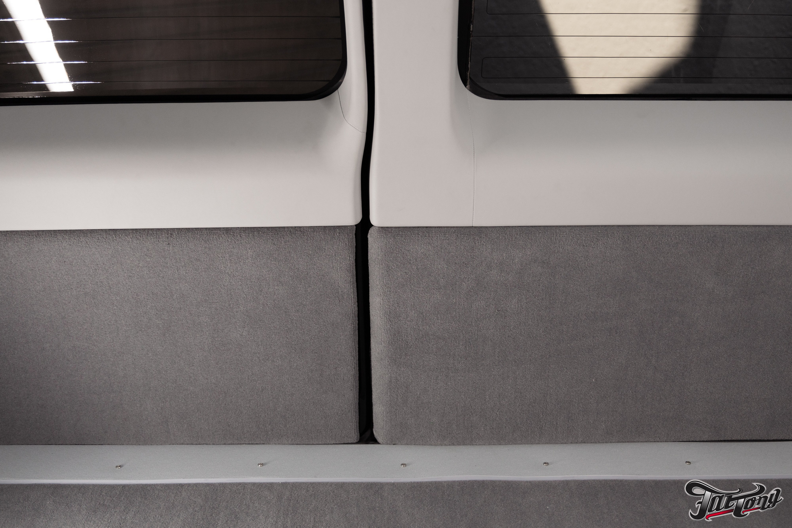 Chevrolet Tahoe I ремонт по кузову и окрас, пошив салона. DeLorein