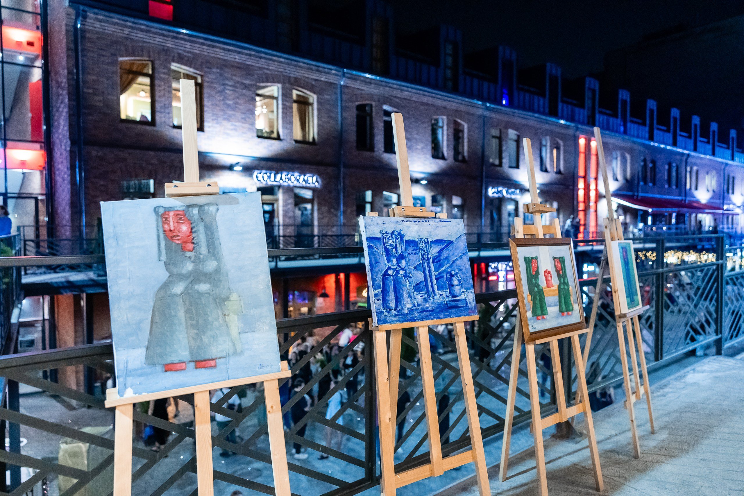 Выставка работ Дениса Шевчука в ресторане Attolini. Фотограф в Санкт-Петербурге — Сергей Петров