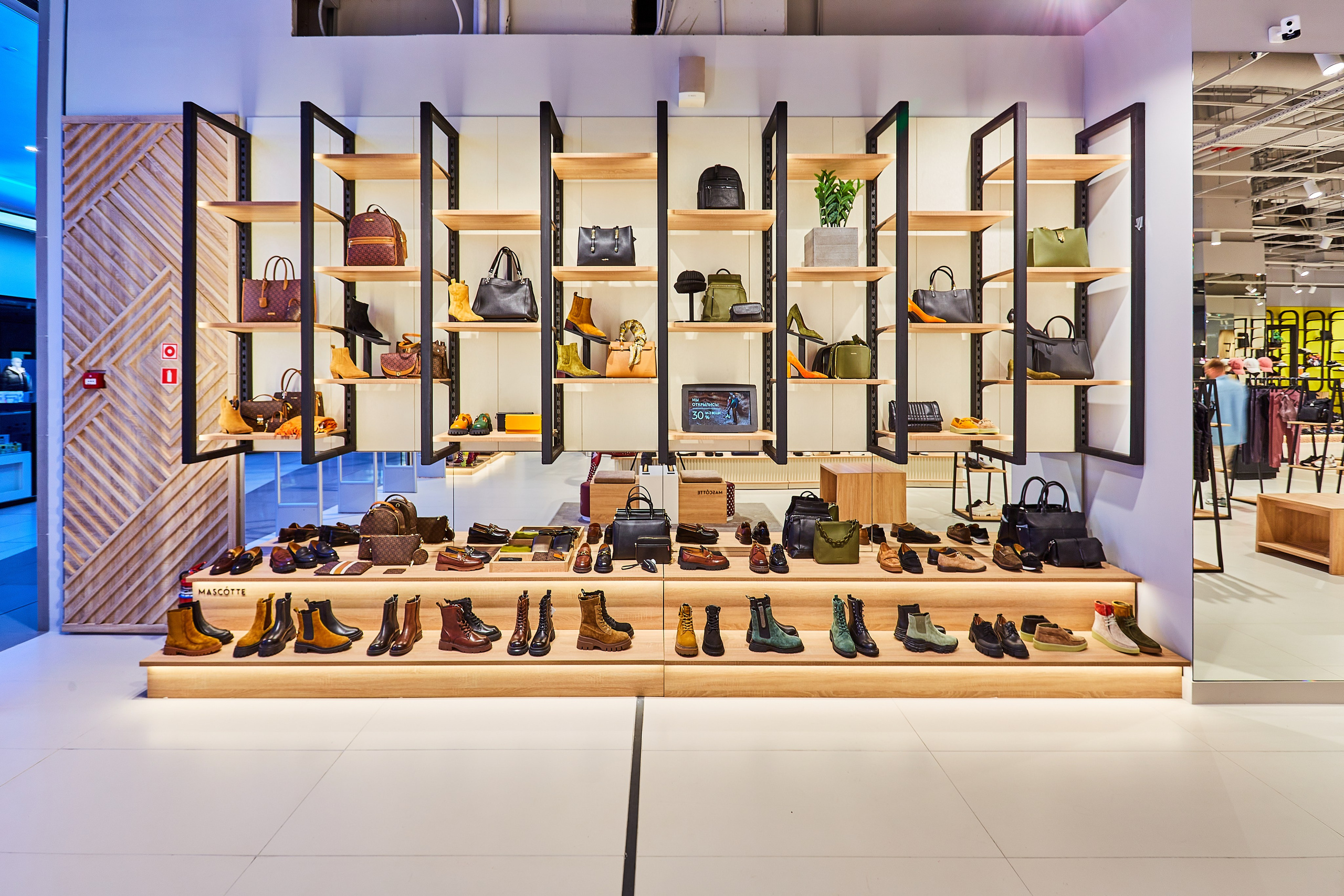 Съемка торгового магазина. Фотограф Руслан Потапов в Краснодаре