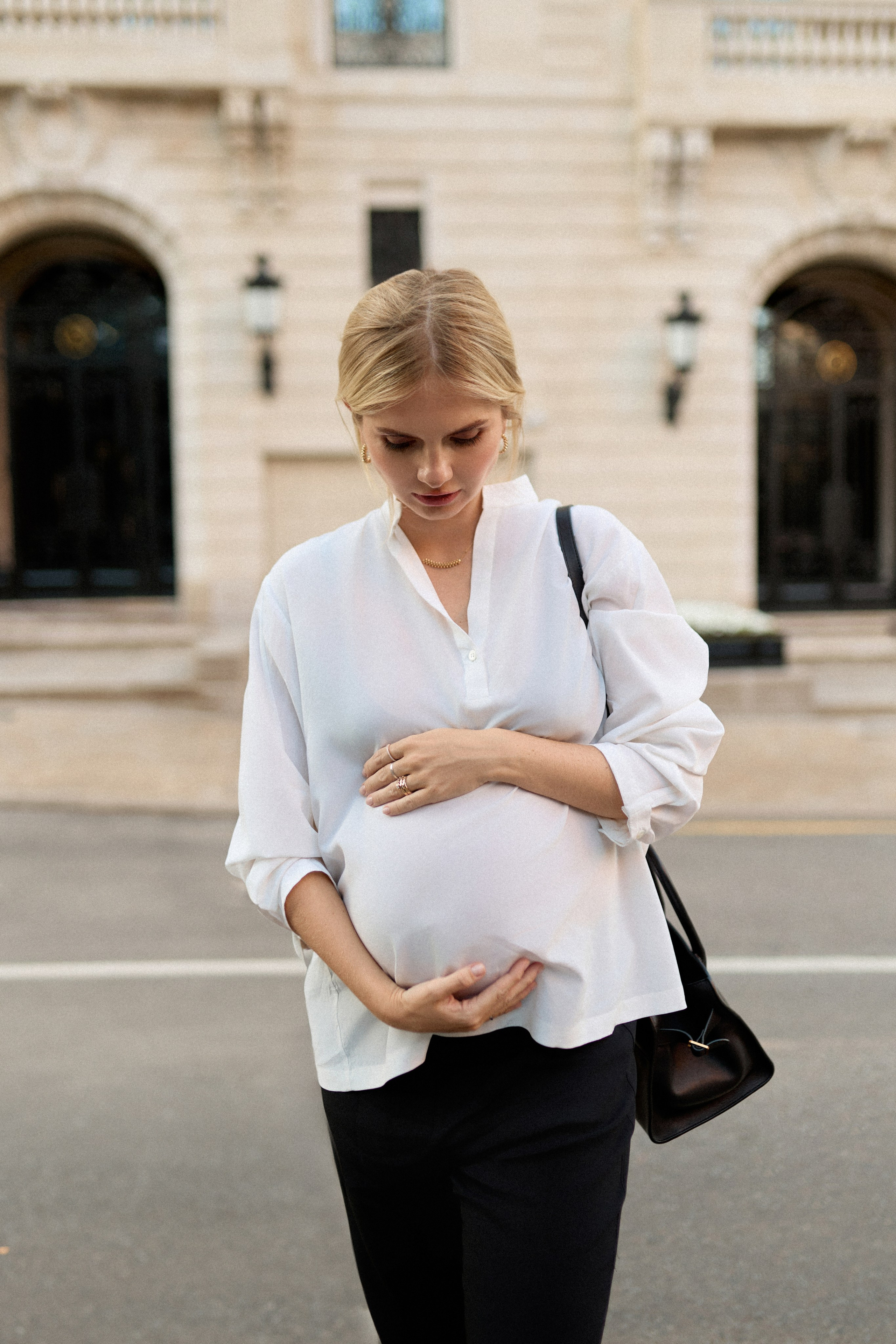 Стильная фотосессия беременности. Сестры Карабаза. Фотографы и ретушеры в Москве и Санкт-Петербурге