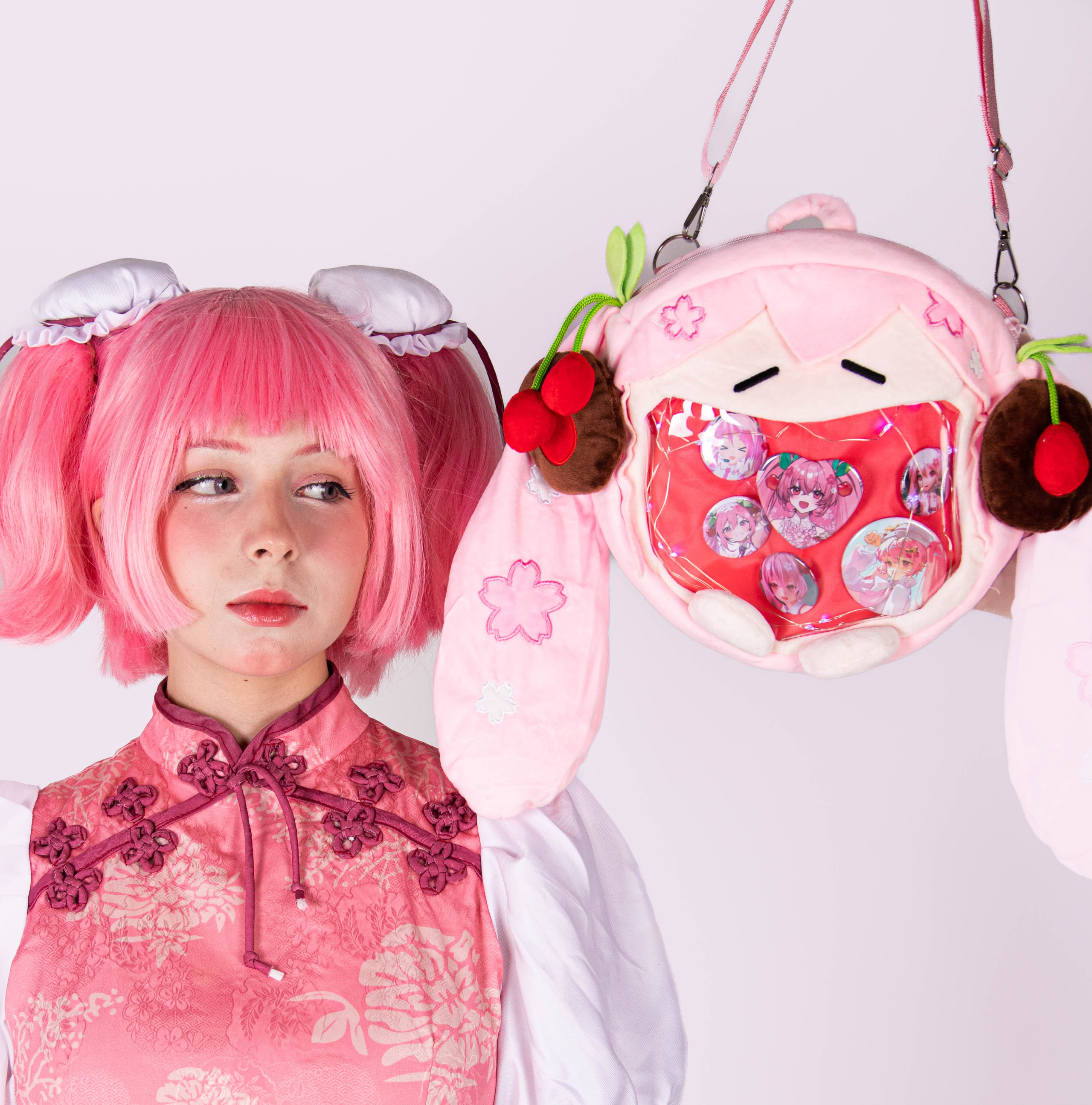 Аниме — сумки «Мику». «Матрица»