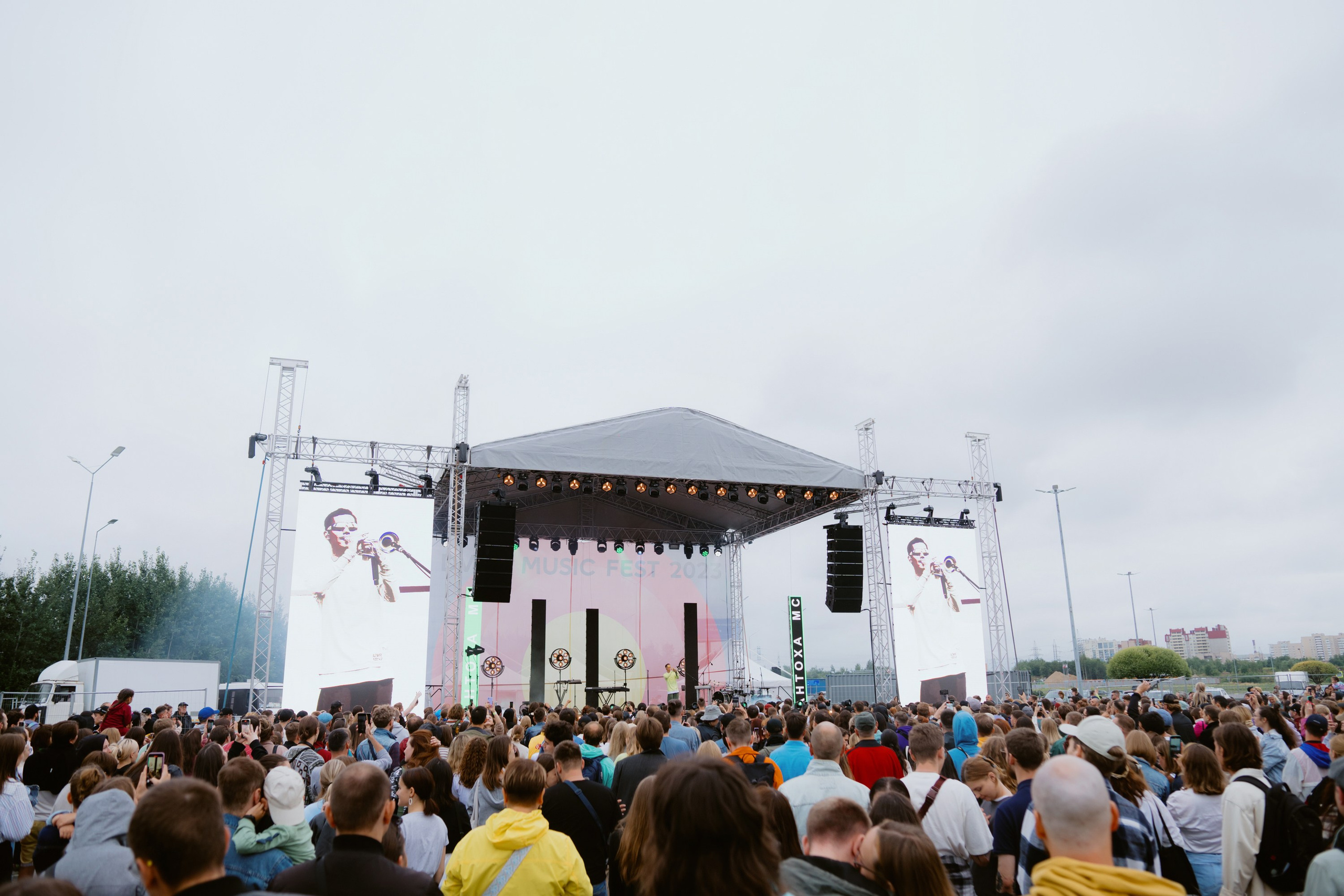 Dvor mega music festival. Photographer — ERASTOV