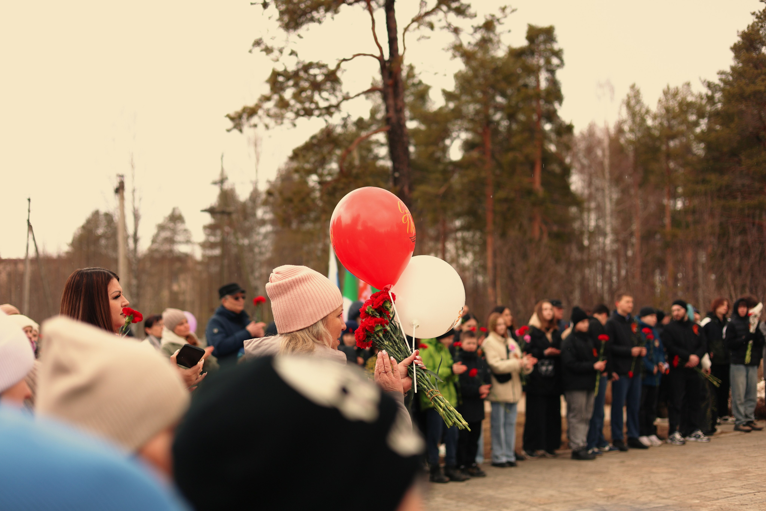 9 мая — «Родной дом». Фотограф в городе Киров Денис Вербин