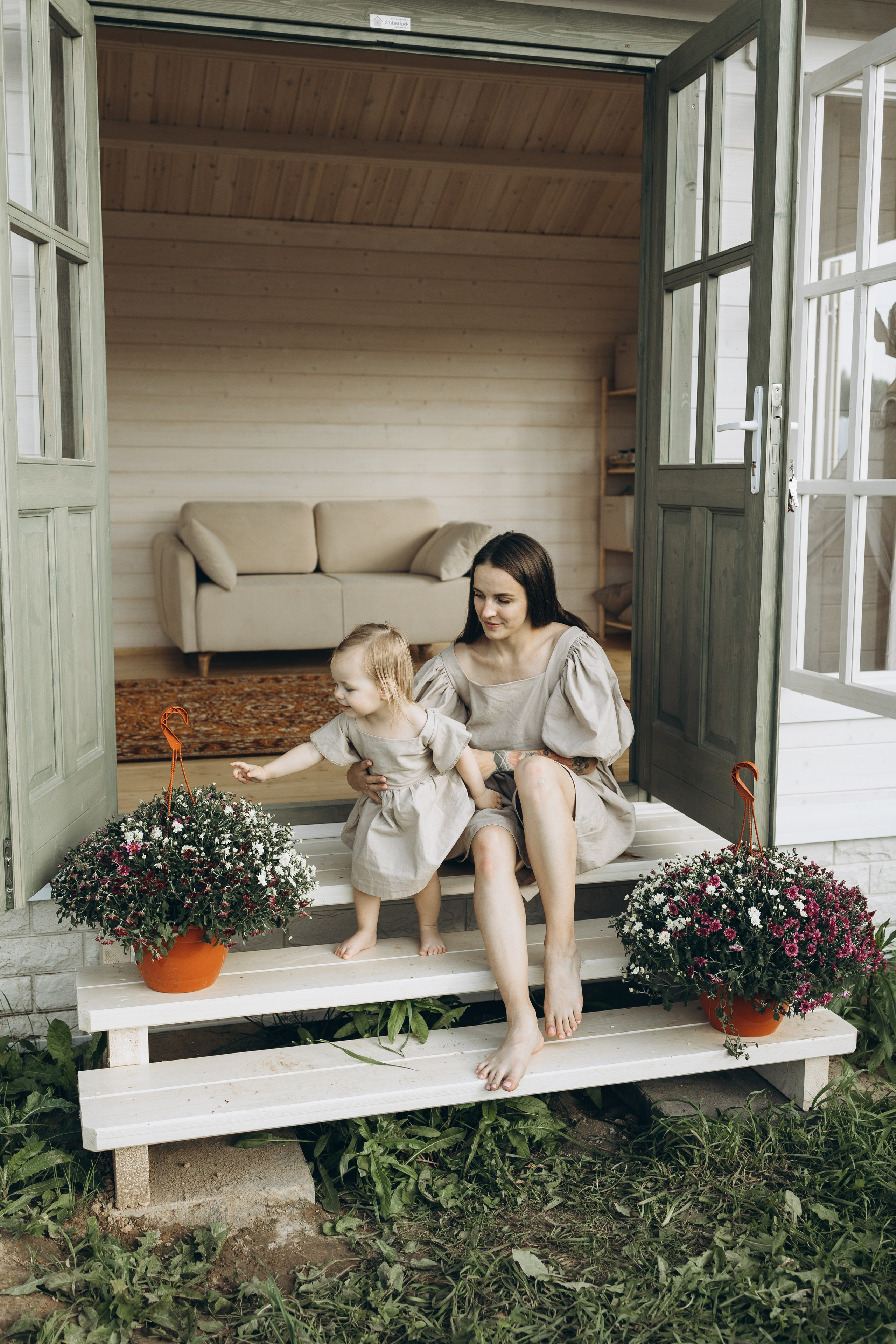 Оля и Мирослава Беседка. Семейный фотограф в Москве Виктория Ястребинская