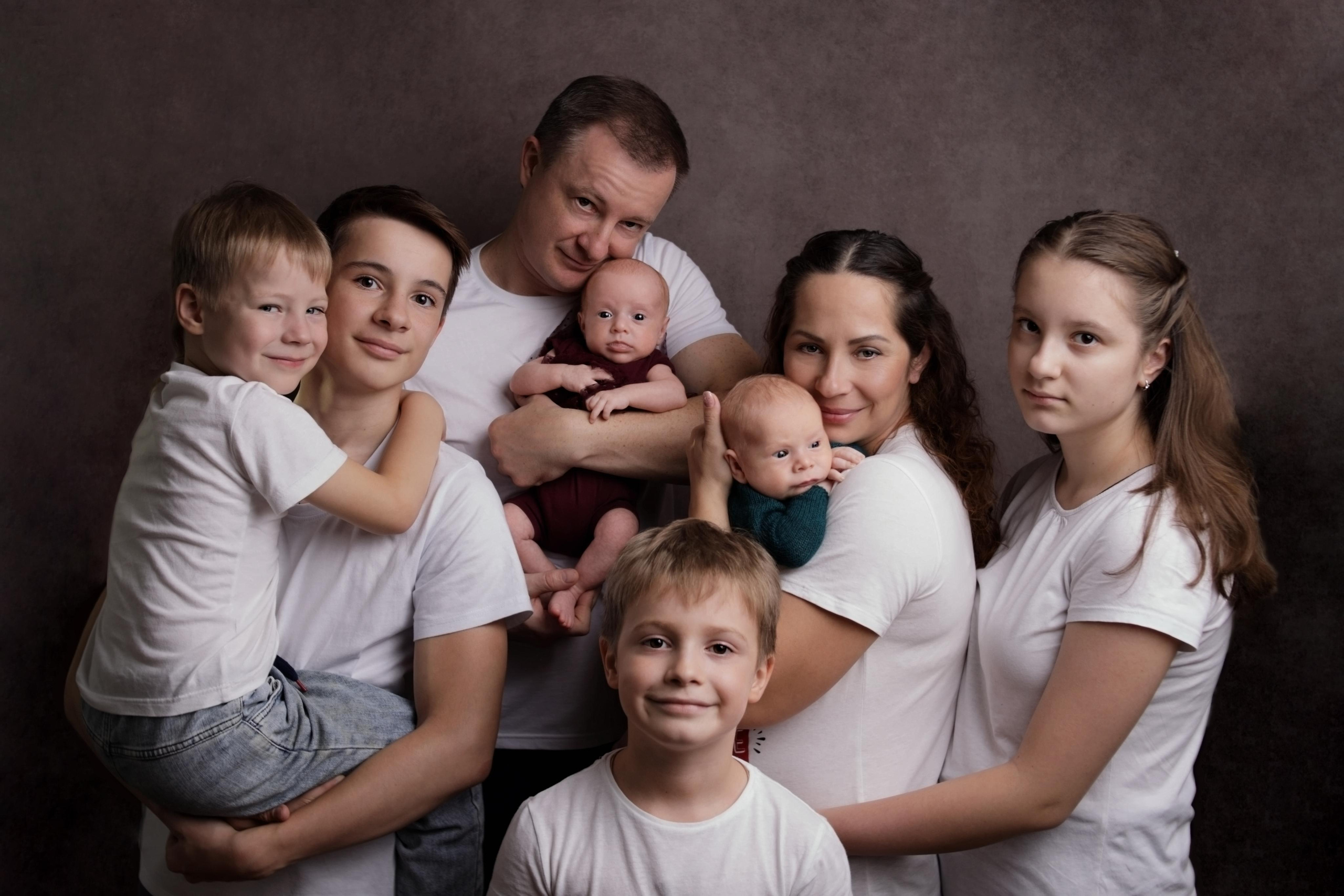 Съемка новорожденных Старый Оскол. Семейный фотограф и новорожденных в Старом Осколе Анна Старкова,