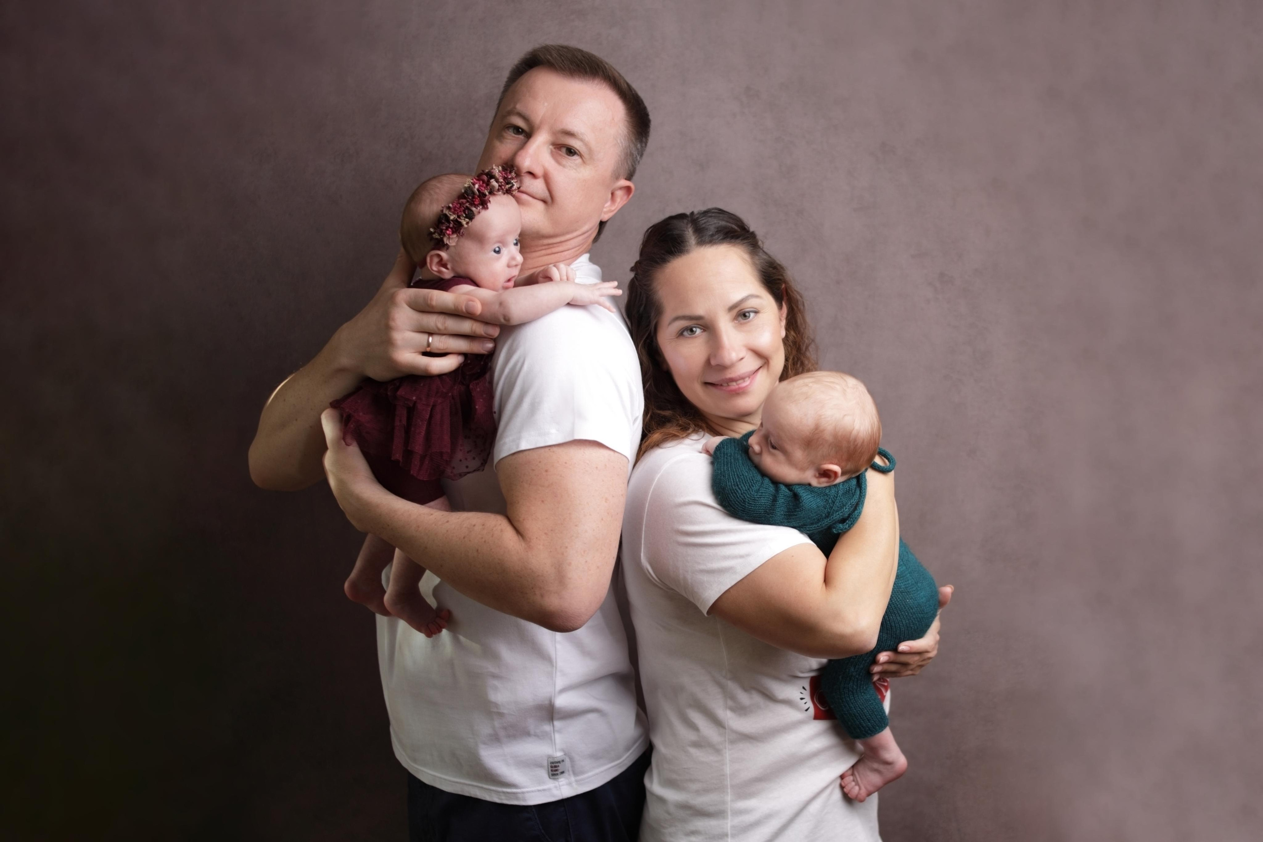 Съемка новорожденных Старый Оскол. Семейный фотограф и новорожденных в Старом Осколе Анна Старкова,