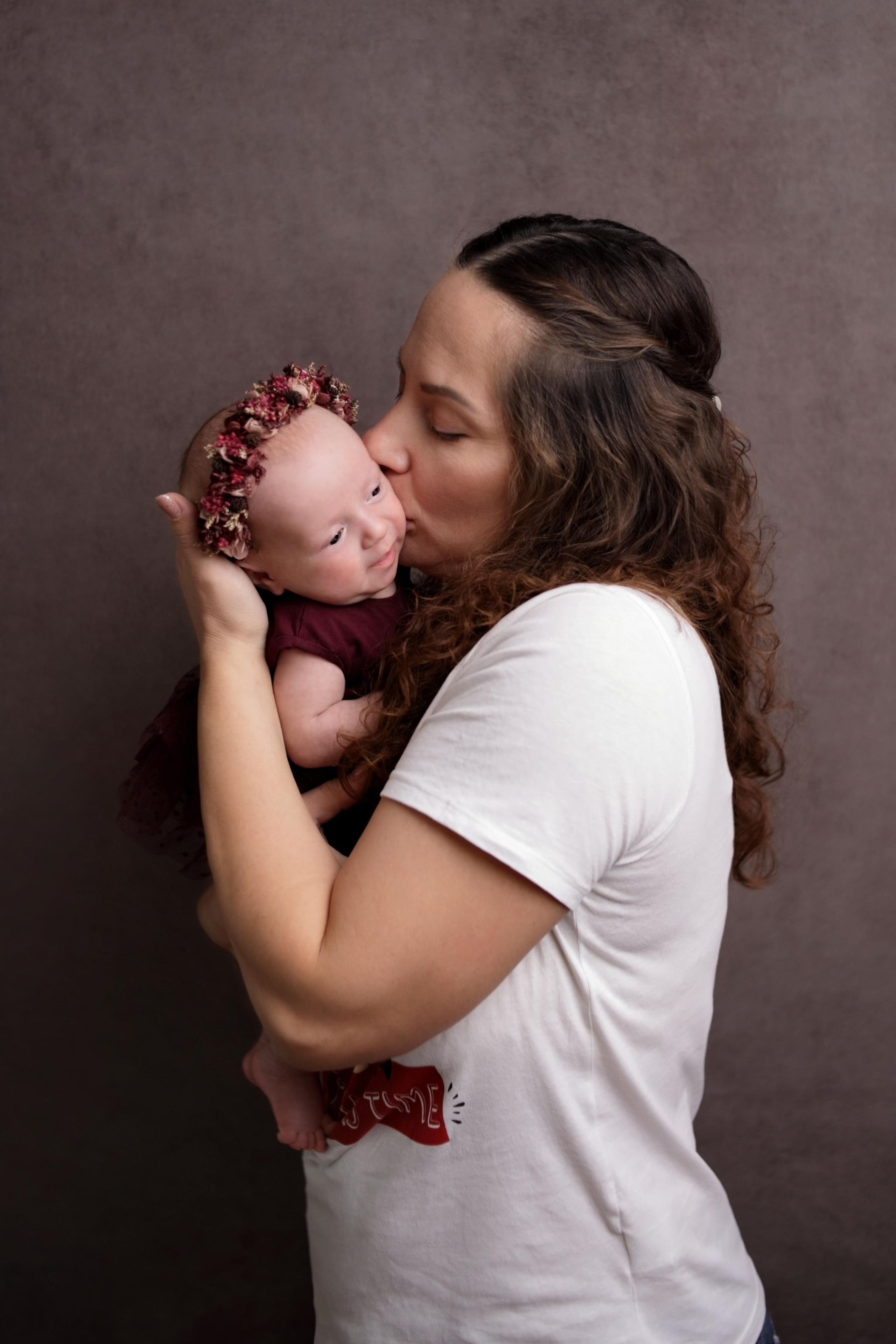 Съемка новорожденных Старый Оскол. Семейный фотограф и новорожденных в Старом Осколе Анна Старкова,