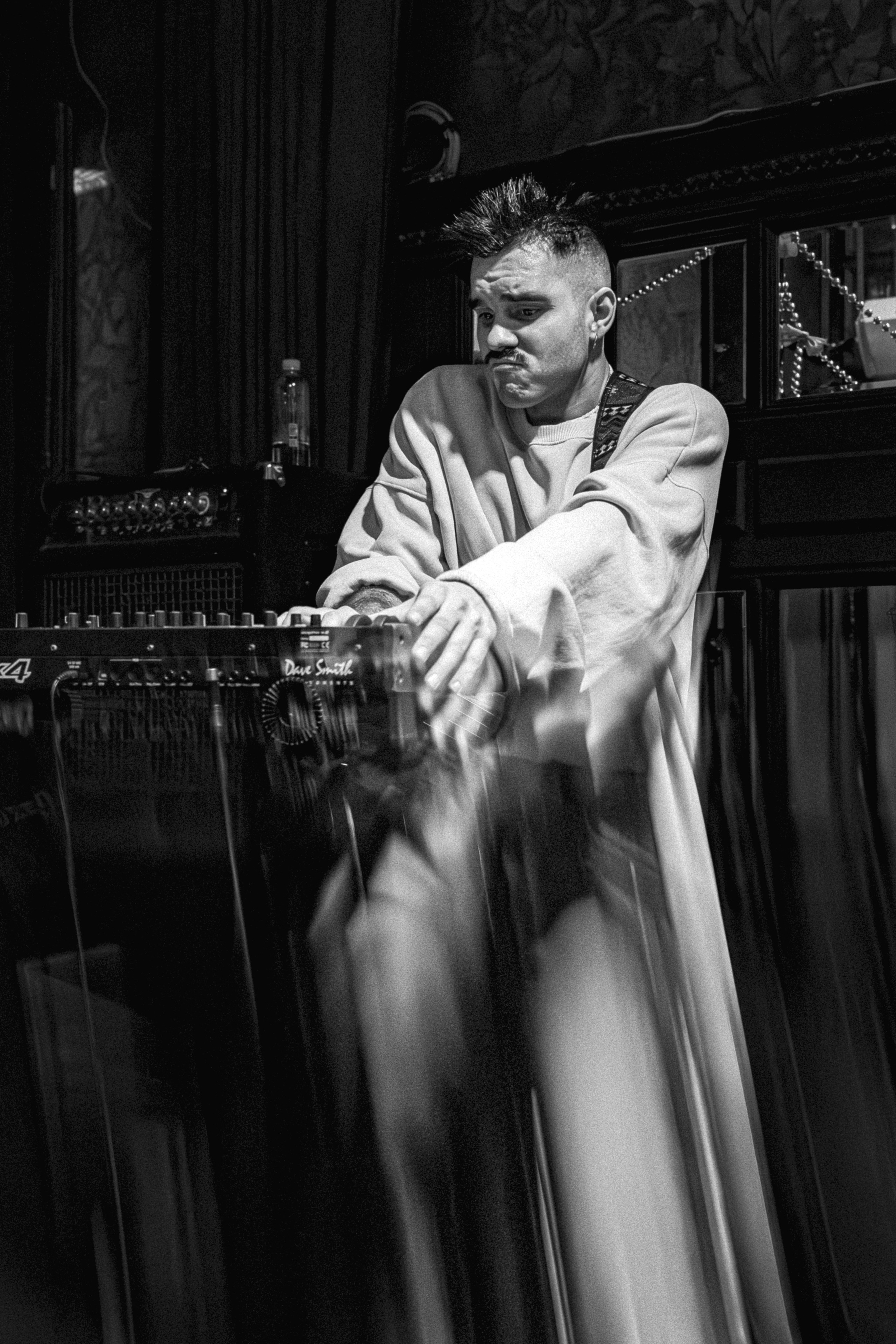 Витя Скорбенко (16 тонн)