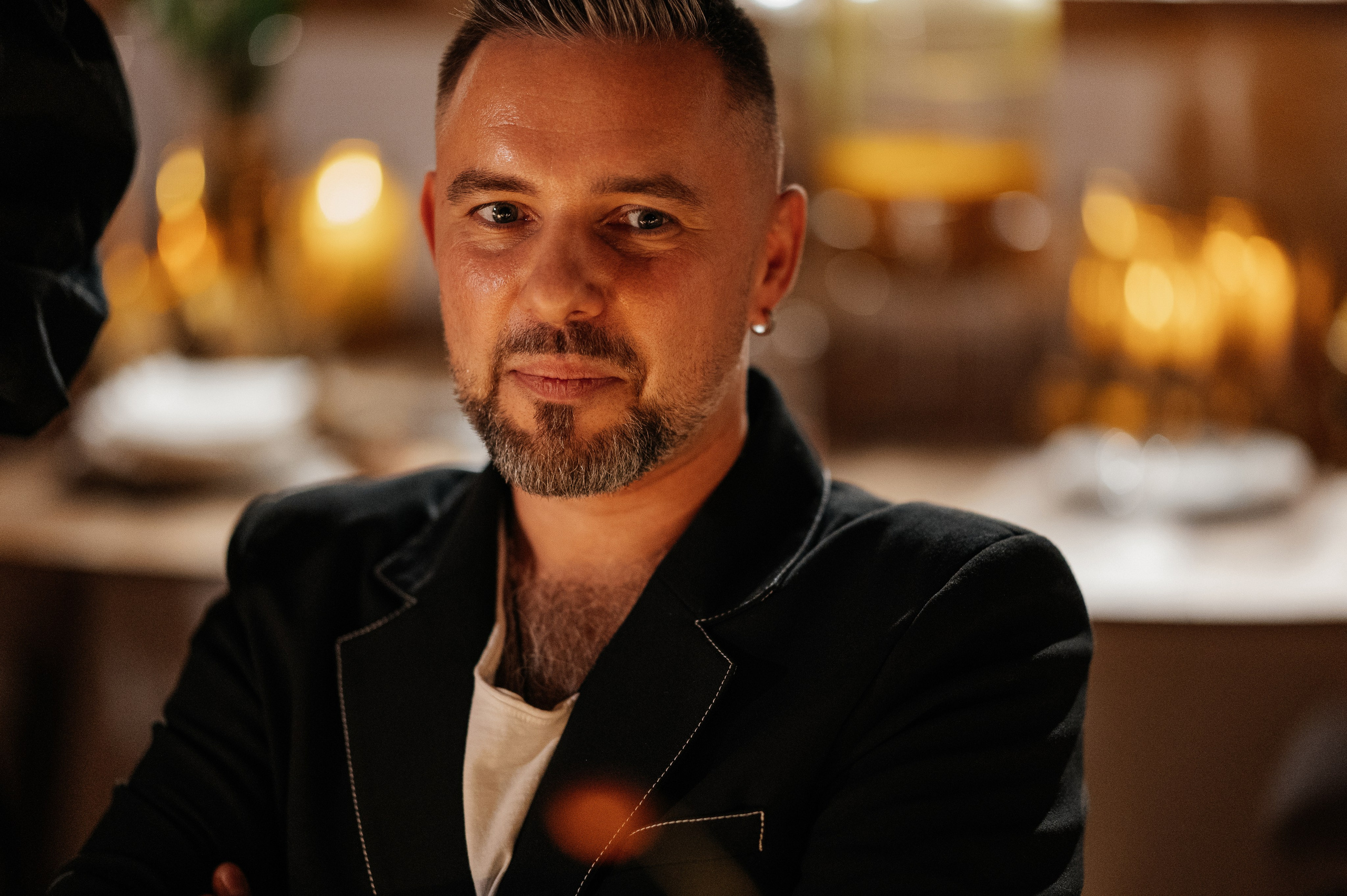 Невероятно атмосферный семейный ужин. Wedding photographer in Moscow and around the world Andrey Medvednikov