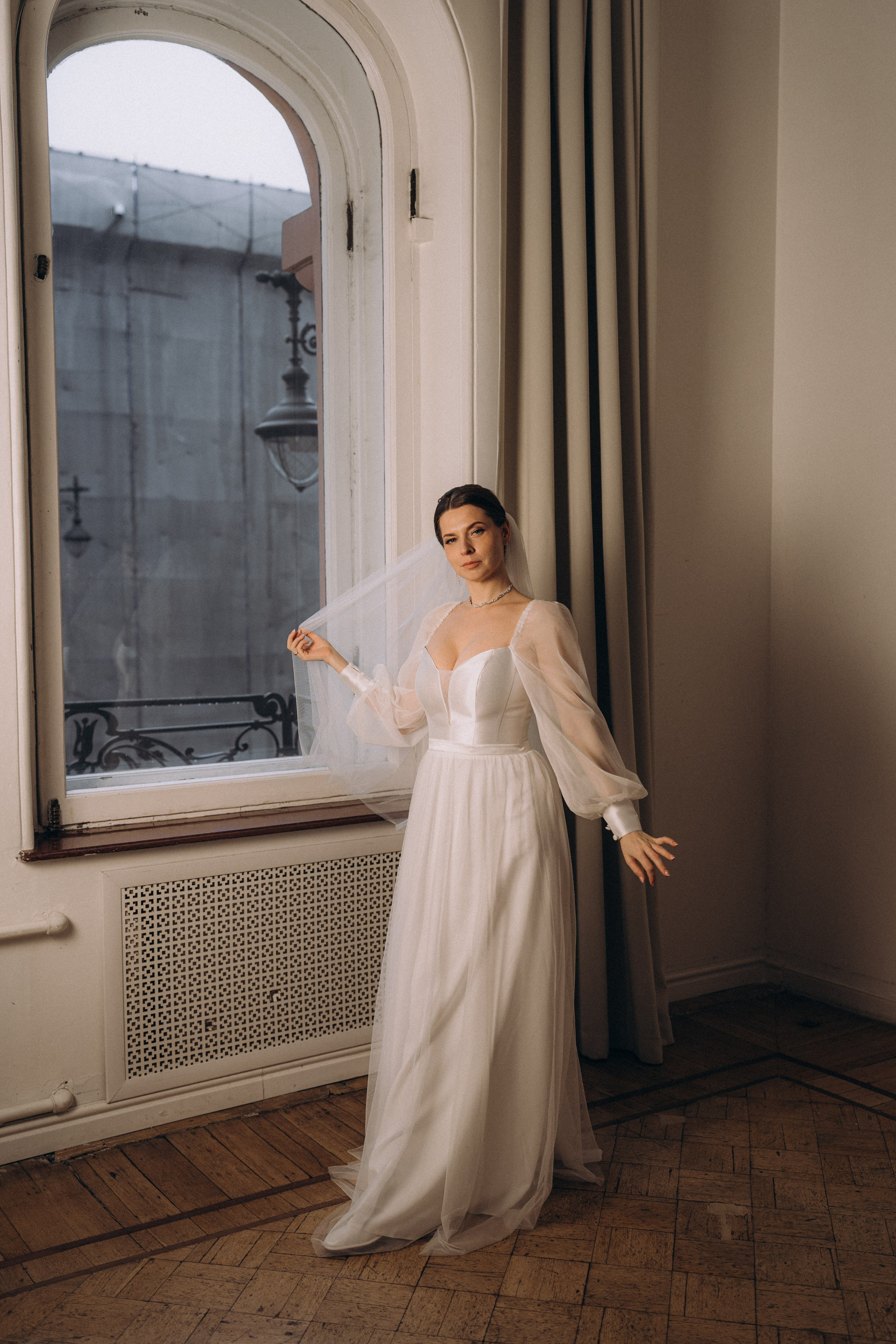 СВАДЕБНАЯ СЬЕМКА ВО ВТОРОМ ДВОРЦЕ (ДЕКАБРЬ) ТАКЖЕ СЬЕМКА В СТУДИИ НА ЧЕРНЫШЕВСКОЙ. Профессиональный фотограф, Санкт-Петербург — Виктория Богомолова