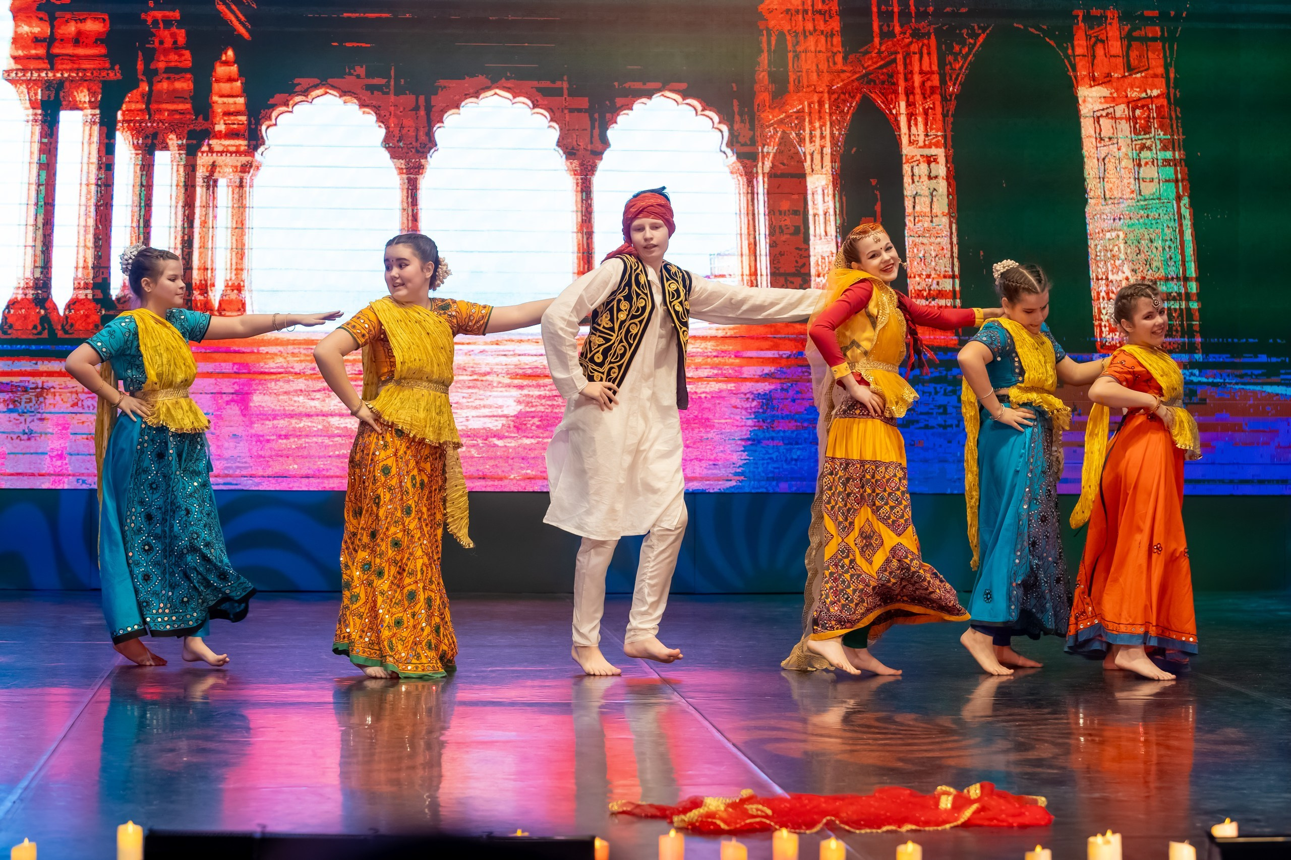 Вечер индийской культуры. Марк Шишкин — репортажный фотограф в Воронеже и России