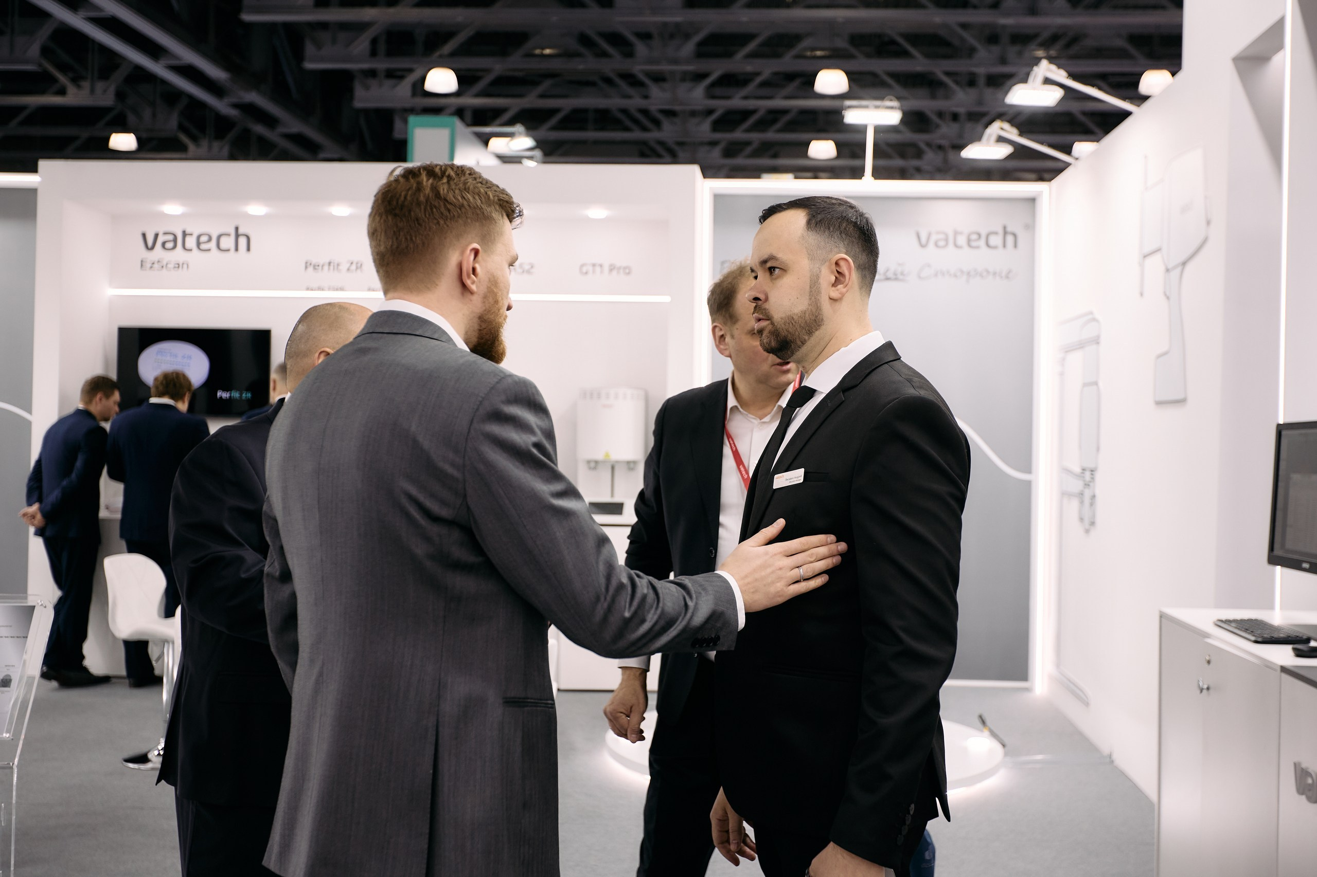 Дентал Салон 2026: Vatech. Свадебный и репортажный фотограф Дмитрий Кононенко