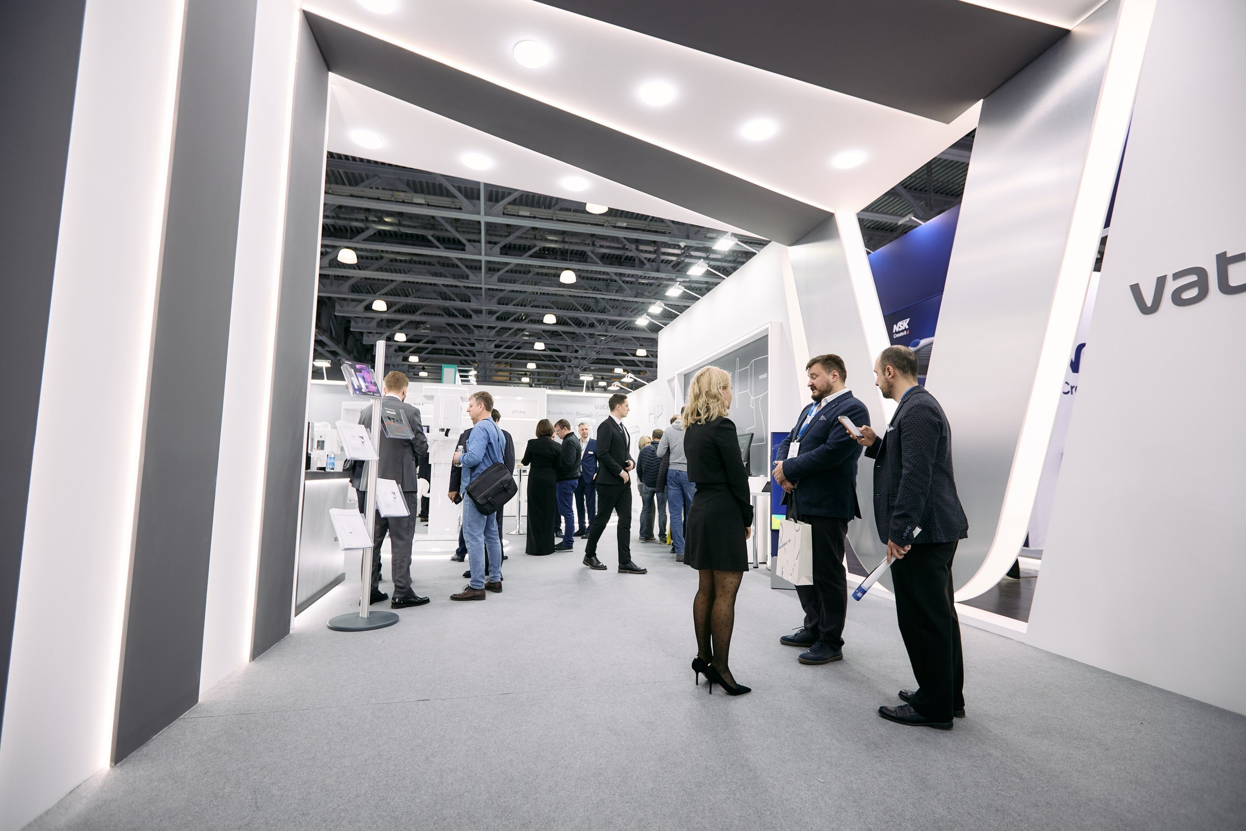 Дентал Салон 2026: Vatech. Свадебный и репортажный фотограф Дмитрий Кононенко