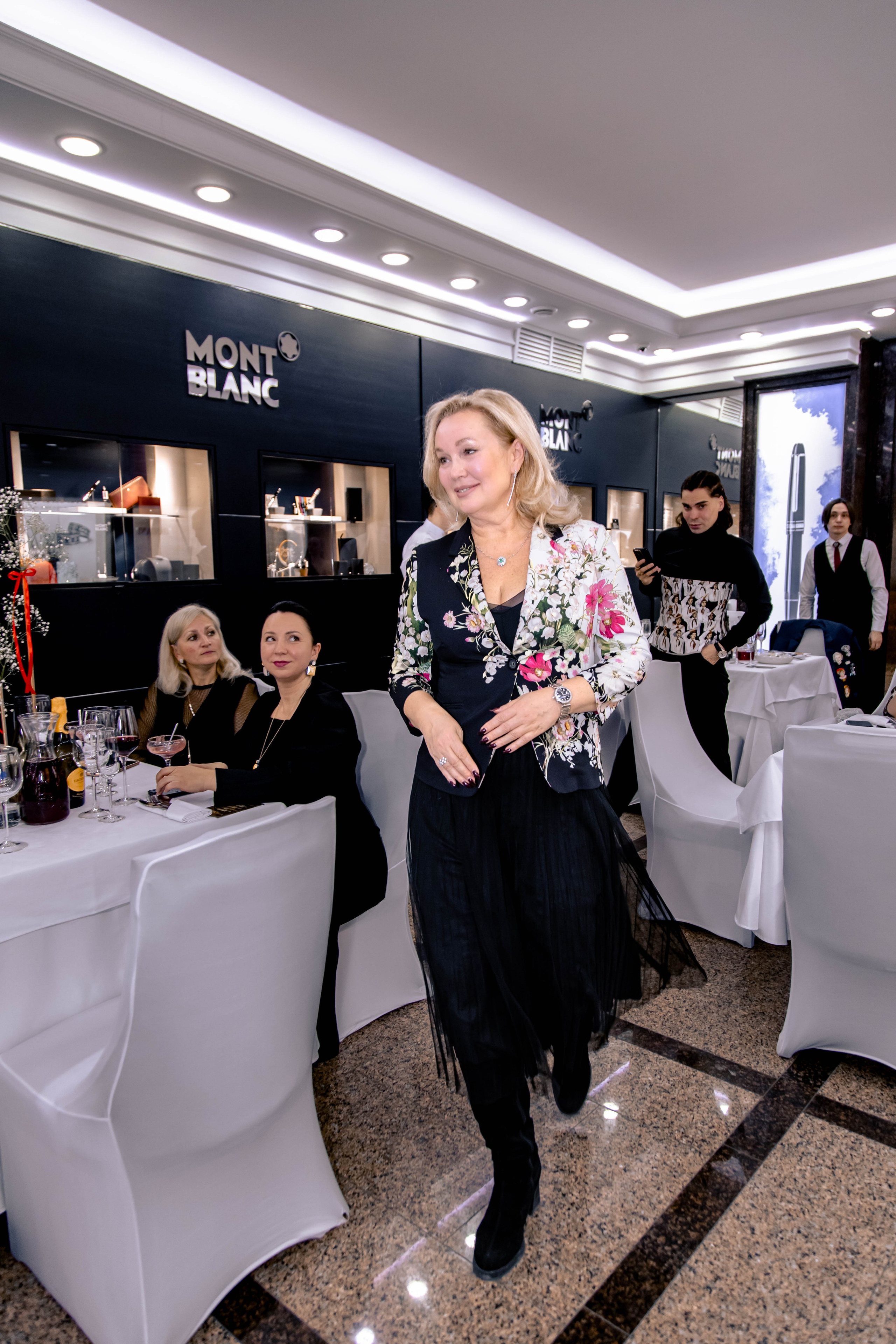 ЗОЛОТОЕ ВРЕМЯ ЛЮКС. МЕДИА-РЕСУРС ХАБАРОВСК / Фотоотчеты / Репортажи / События