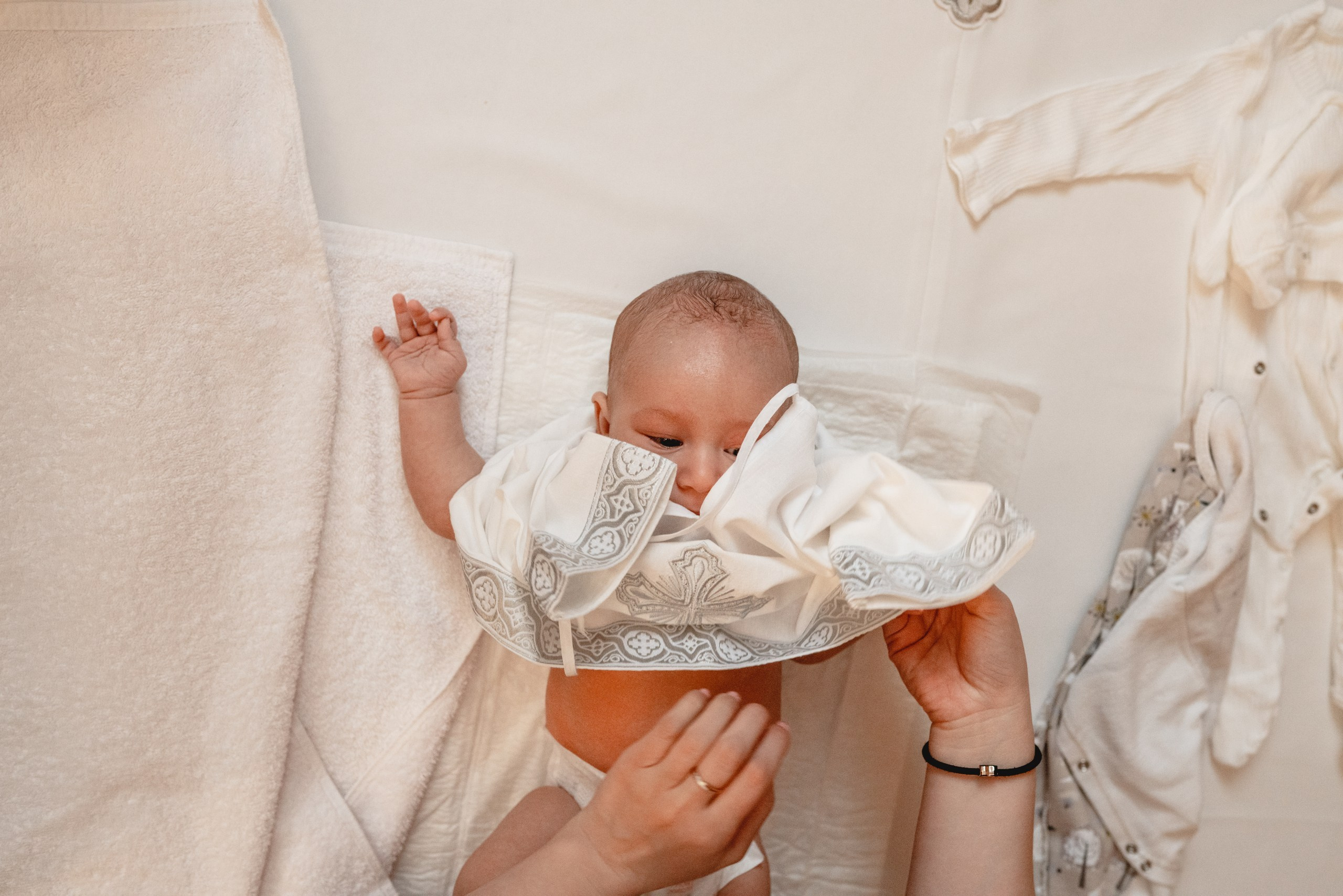 Андрей. Церковь Знамение в Аксиньино. Семейный фотограф в Москве Лилия Лебедева