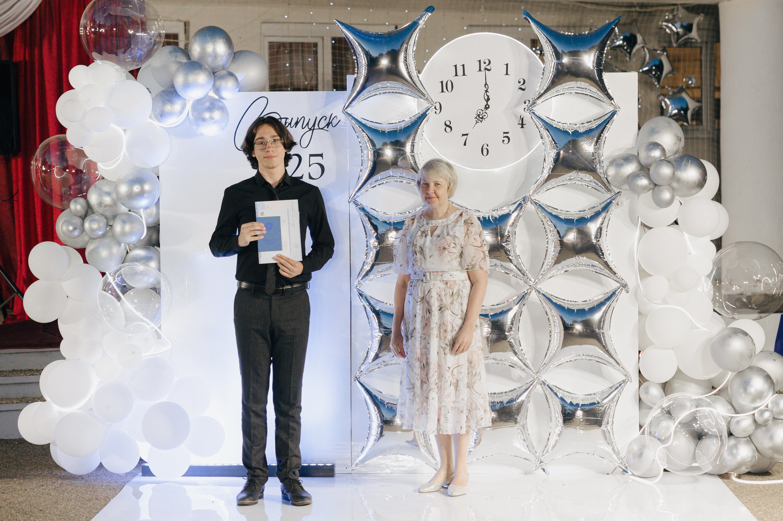 Вручение аттестатов. Свадебный фотограф Роман Еремеев