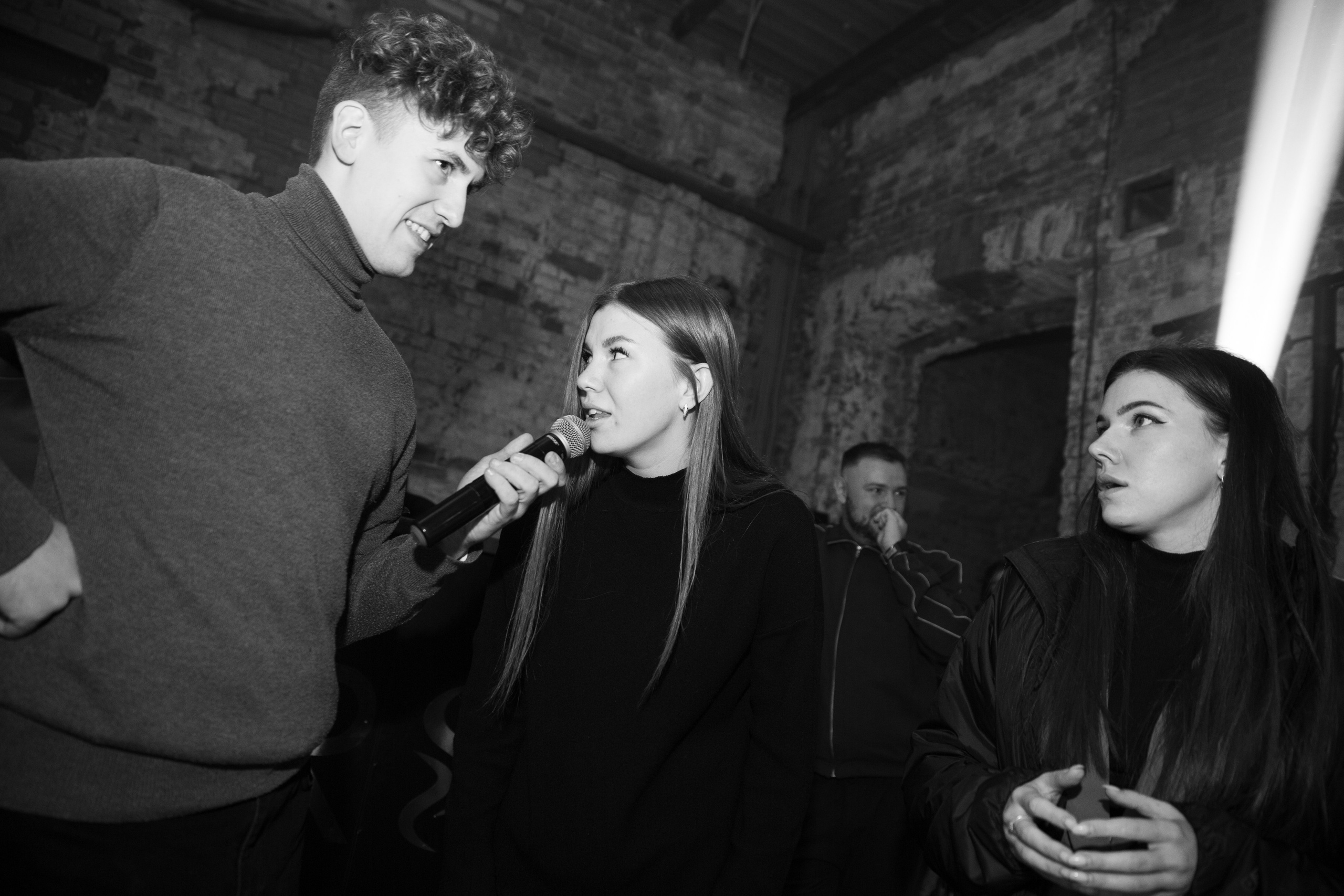 NАШ Party. Свадебный и репортажный фотограф в Ярославле Евгений Шовдин