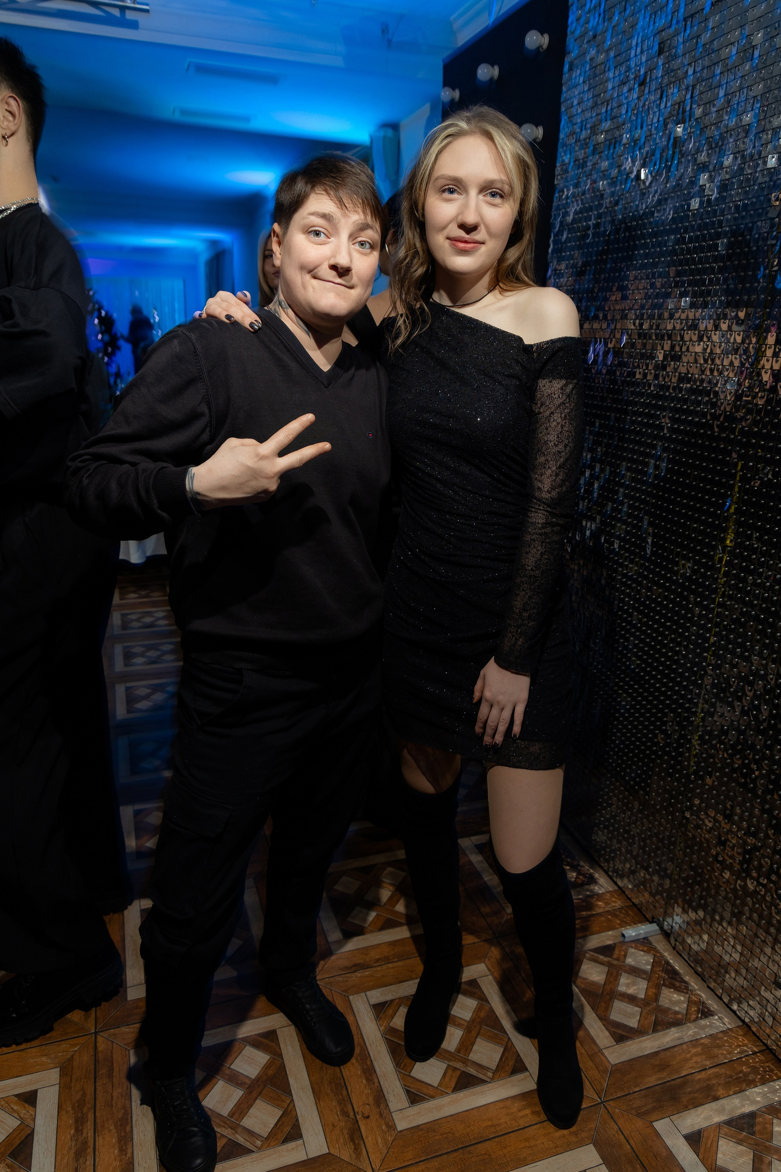 Корпоративная фотосъемка для кафе GARAGE | Новый год 2025 | Минск. Свадебный фотограф в Минске/Беларуси Сергей Спиридонов