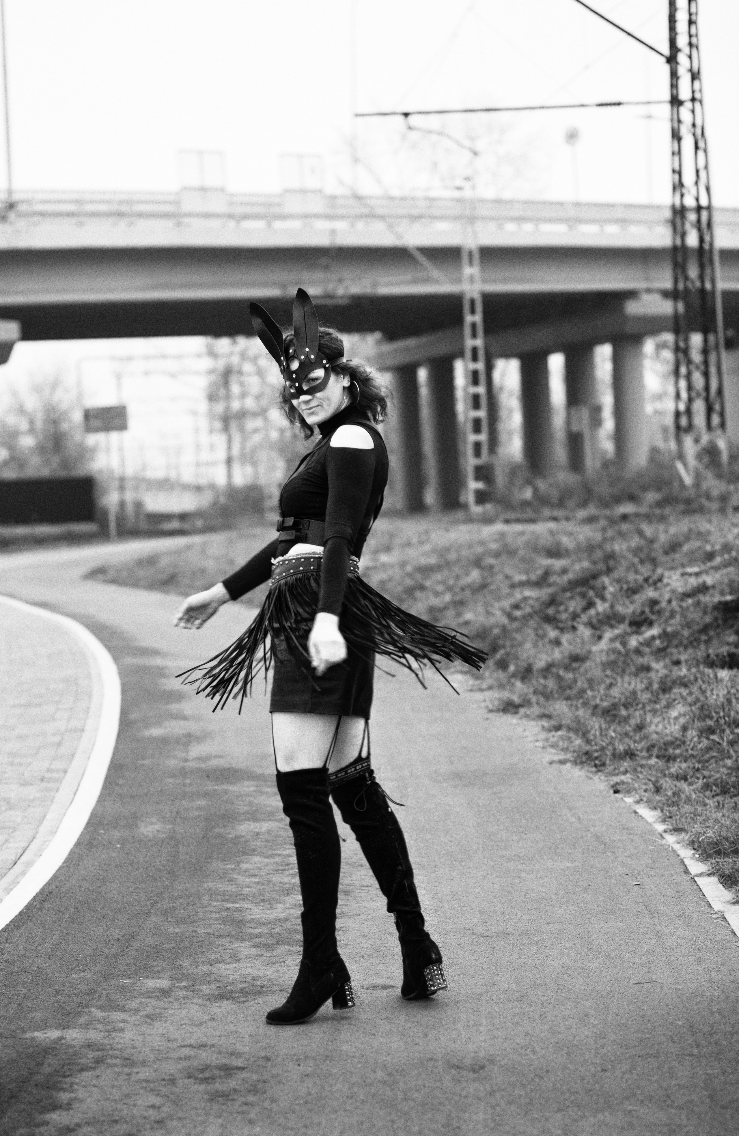 ЖЕНСКИЙ ПОРТРЕТ. Главная