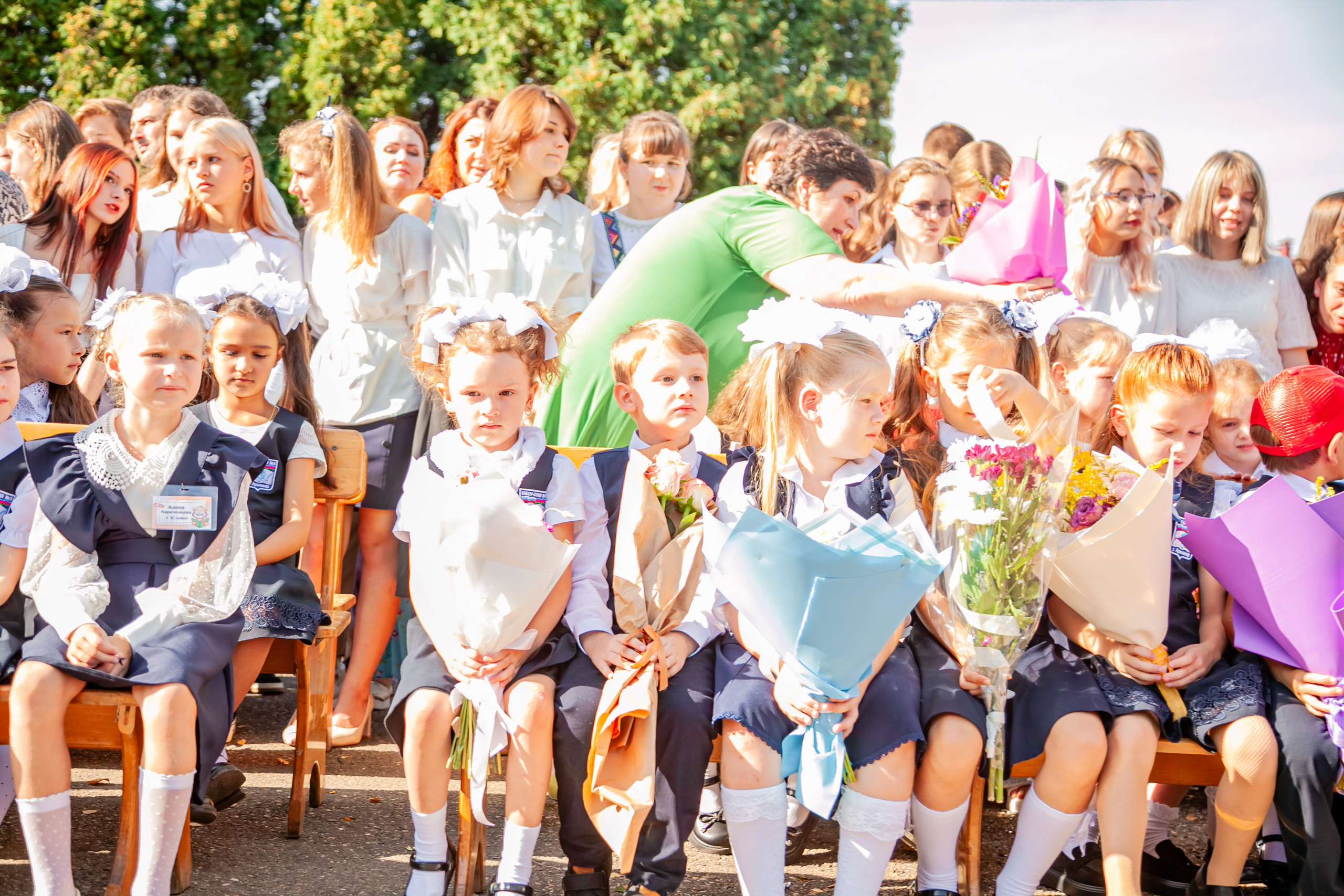 1 сентября линейка. Свадебный и семейный фотограф в Армавире