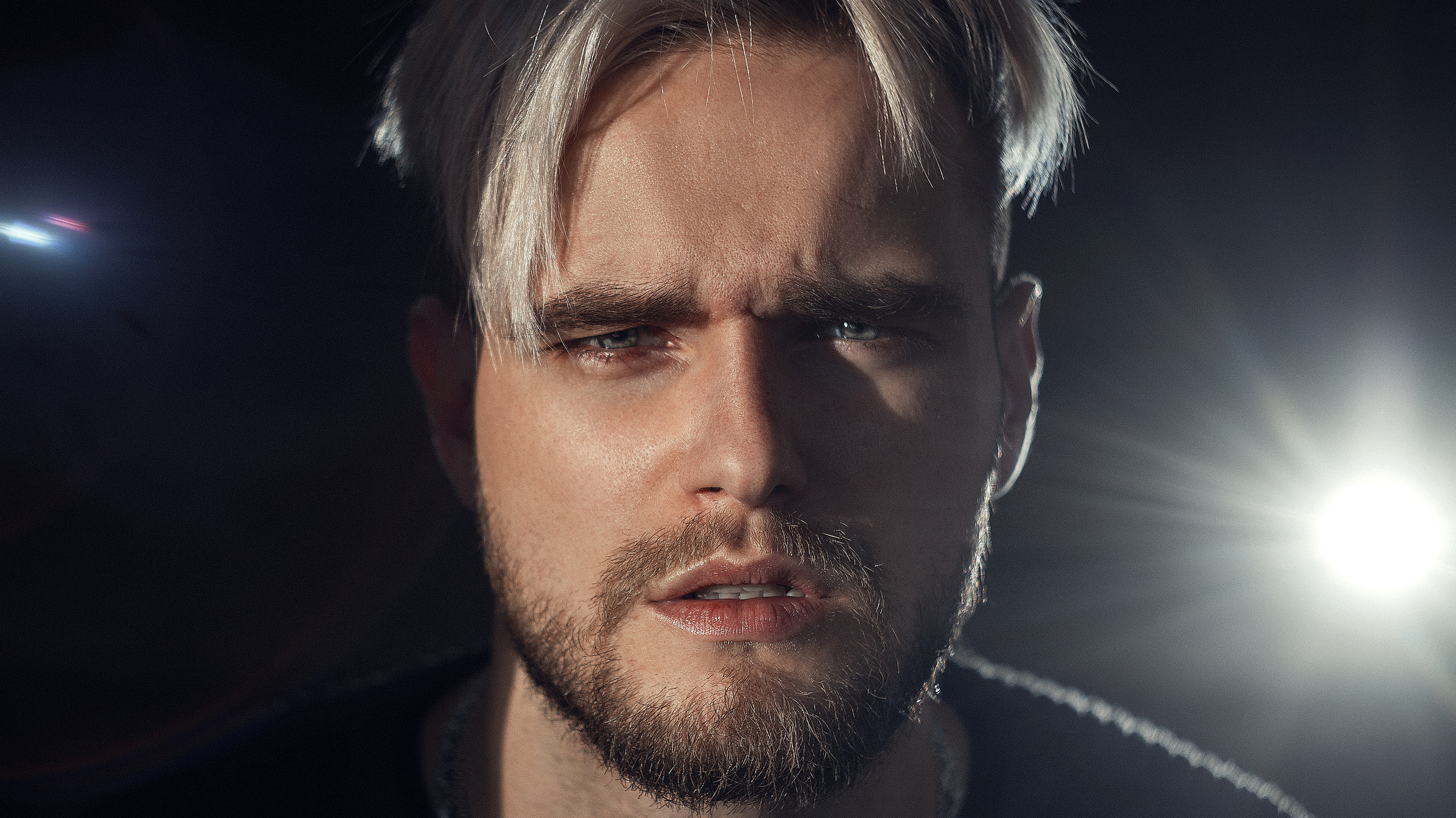 Мужской портрет. Фотограф для брендов Александр Вайда. Живу в Минске, снимаю везде