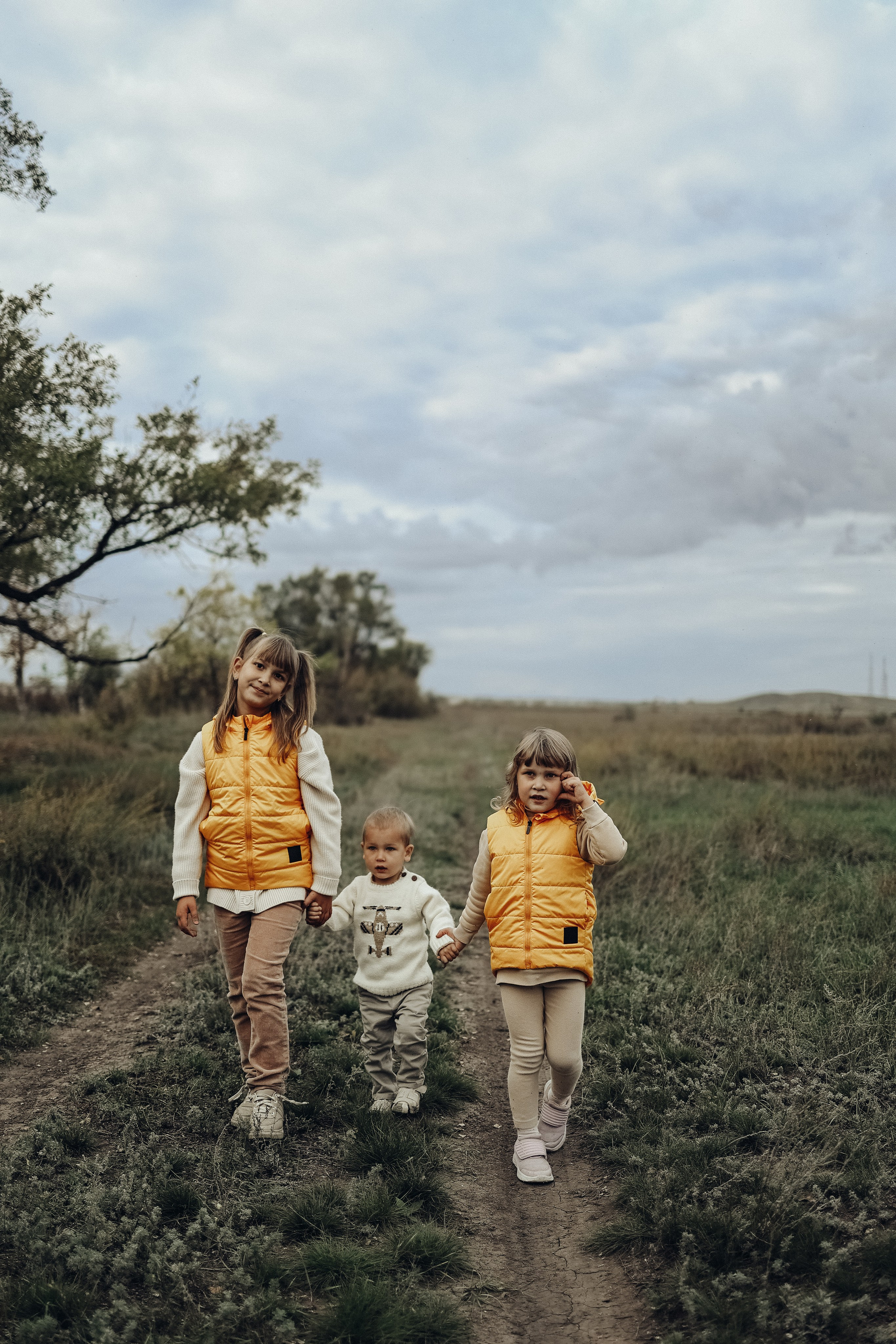 Семейная прогулочная съёмка. Фотограф в Астане Элина Багинская