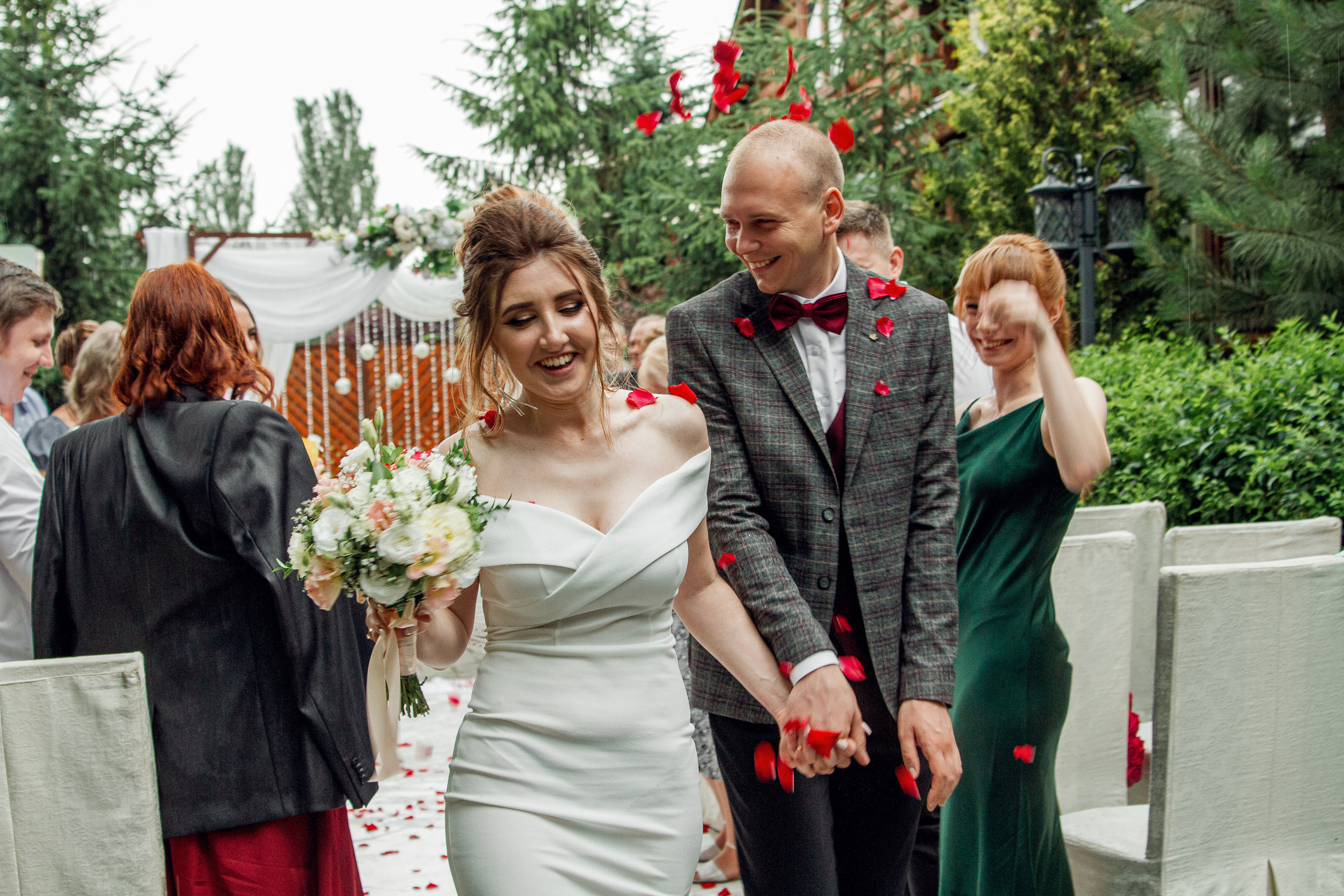 Свадебная фотосессия Софии и Сергея в отеле. Семейный и свадебный фотограф в Донецке Елена Гордеева