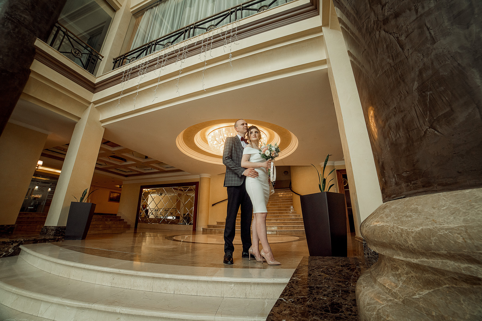 Свадебная фотосессия Софии и Сергея в отеле. Семейный и свадебный фотограф в Донецке Елена Гордеева