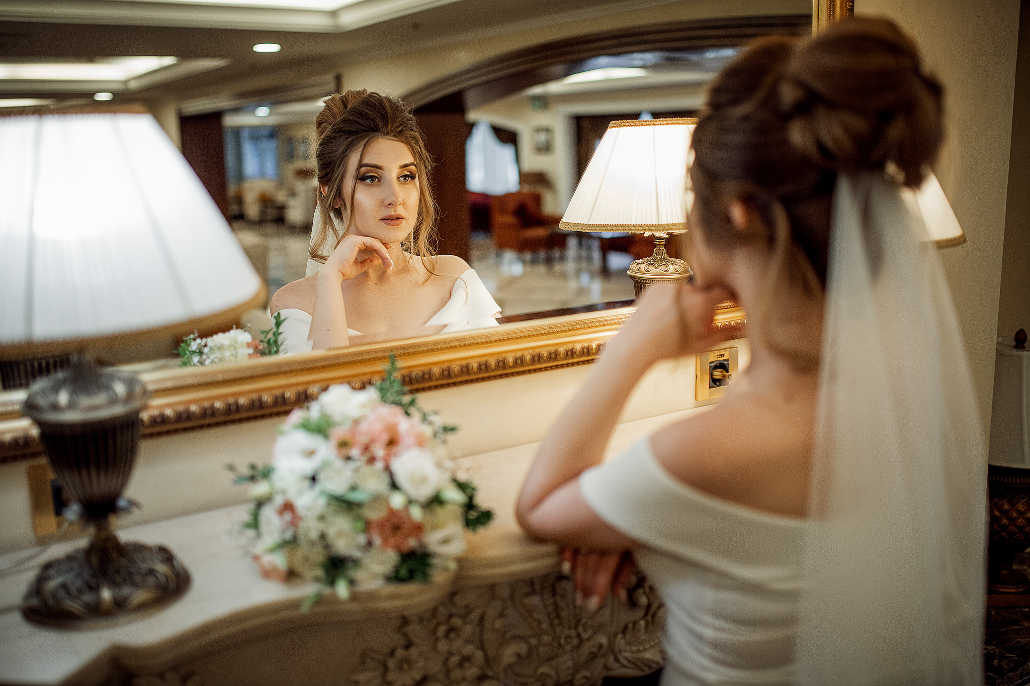 Свадебная фотосессия Софии и Сергея в отеле. Семейный и свадебный фотограф в Донецке Елена Гордеева
