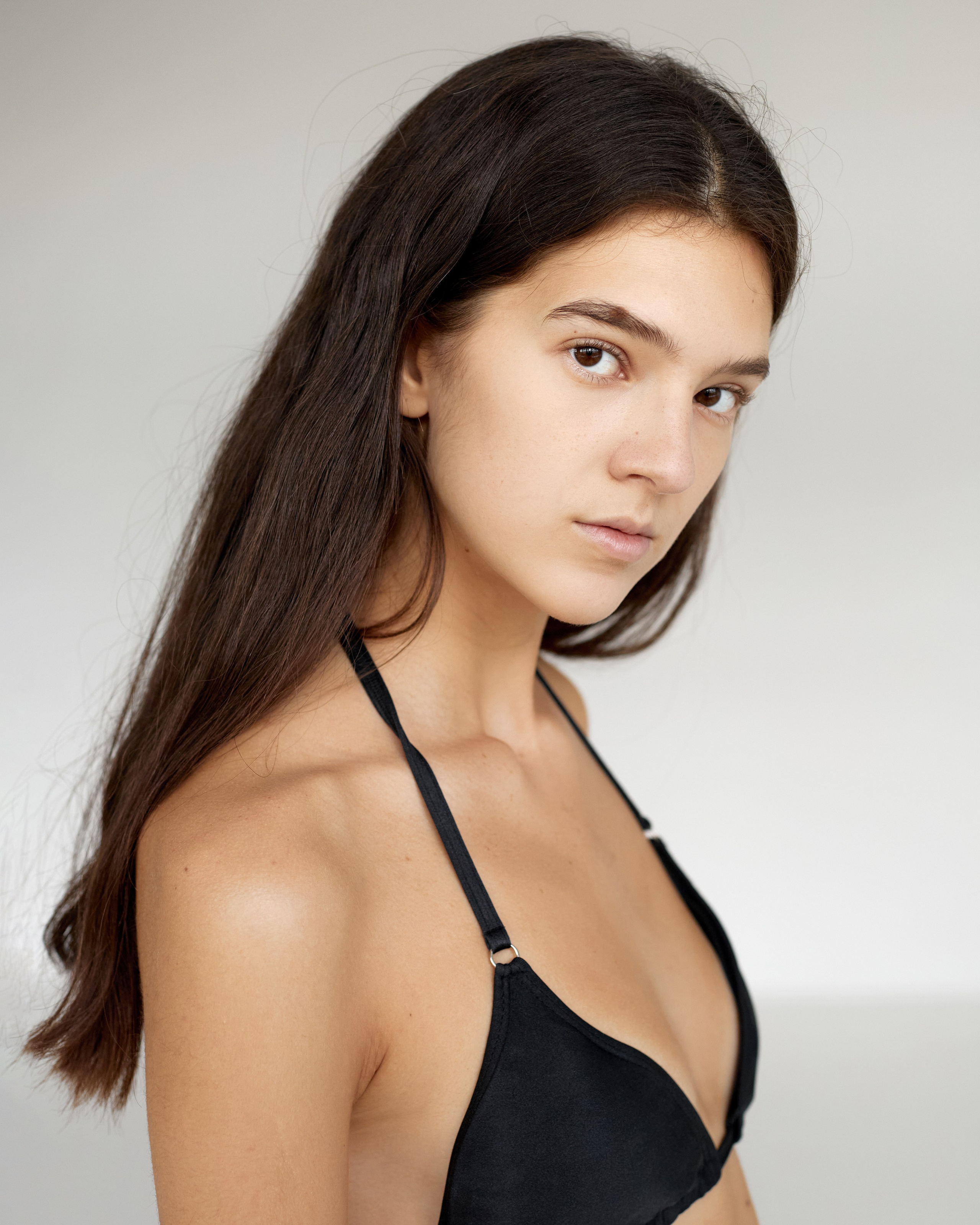 Snapshots (polaroids) — pret-a-porter Model Agency. Юрина Полина, фотограф из Екатеринбурга