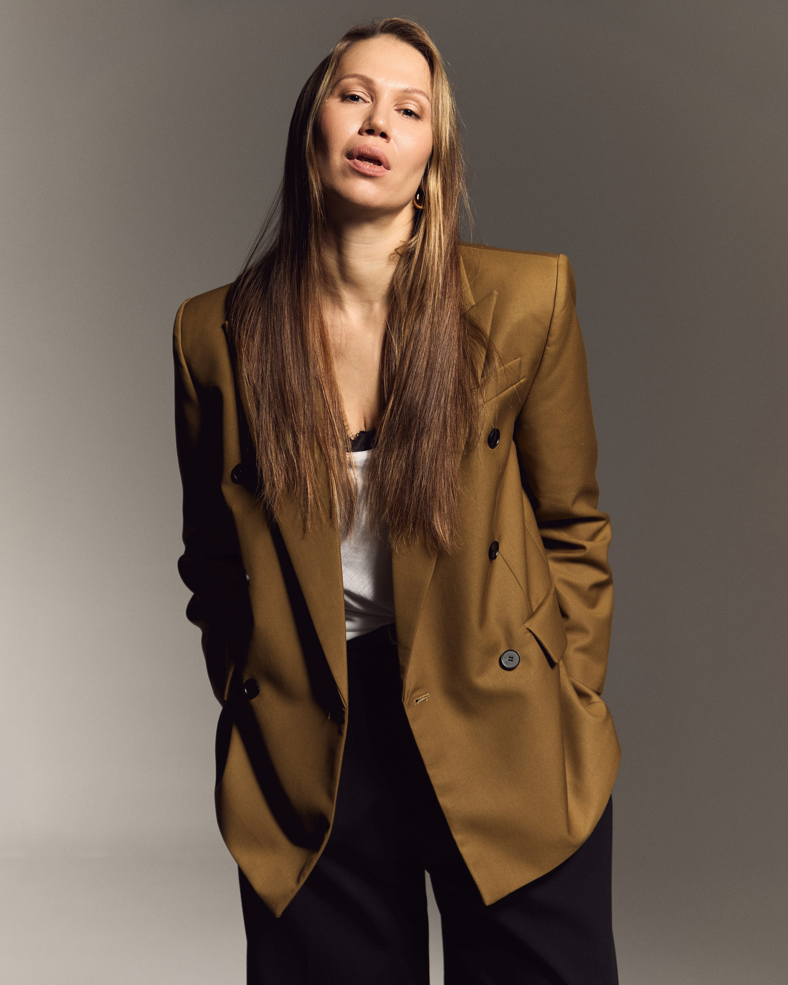 Ксения Тишкова — актриса кино и театра | Актерское портфолио. Юрина Полина, фотограф из Екатеринбурга