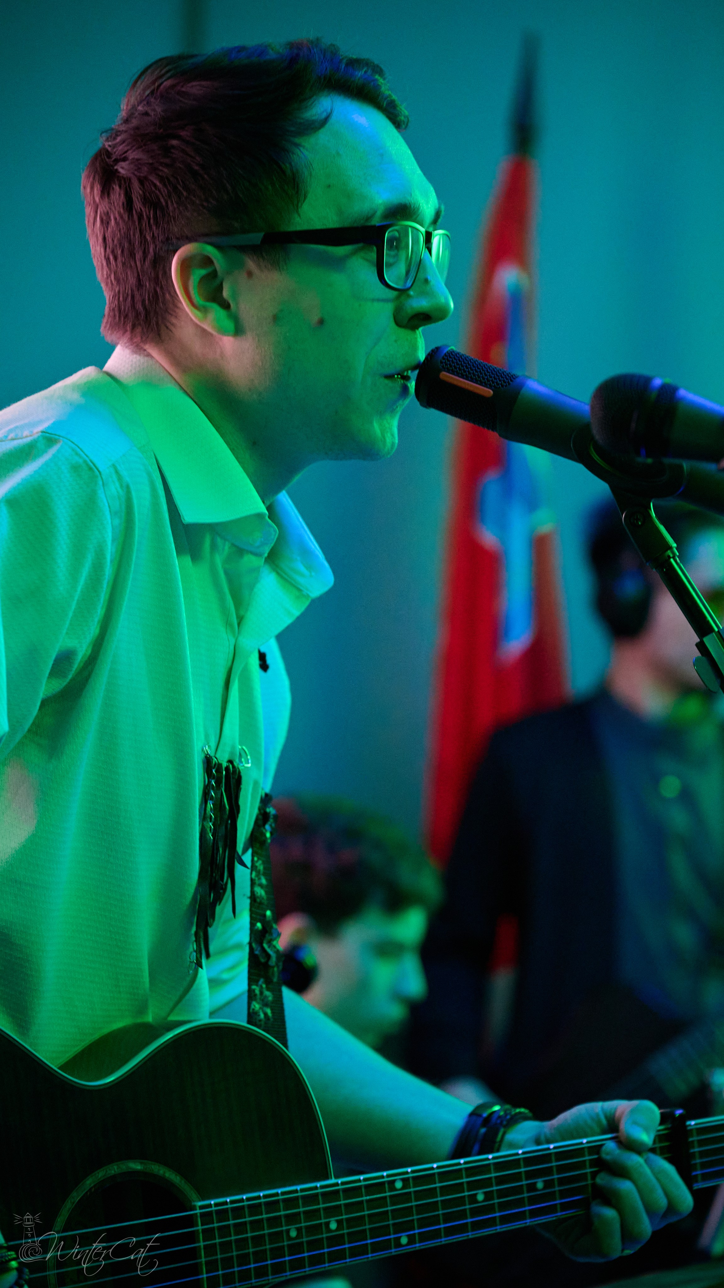 Открытый микрофон. Портретный и репортажный фотограф в Магадане Андрей Нефедов WinterCatPhoto