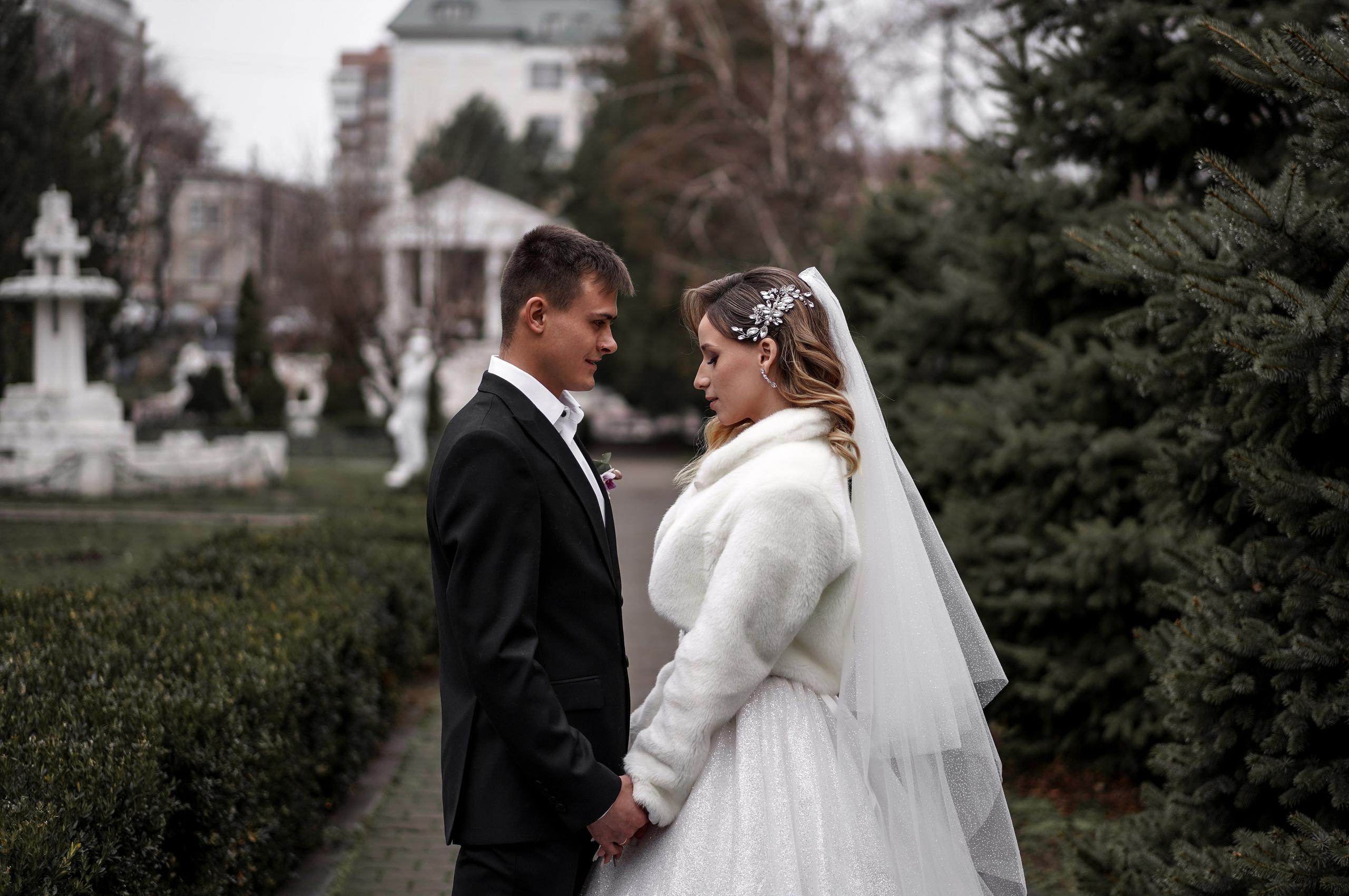 Свадебный фотограф Ростов-на-Дону, Батайск, Новочеркасск, Аксай. Сергей и Кристина в парке Максима Горького. Свадебный фотограф в Ростове-на-Дону. Таинство Крещения и Венчания, семейные фотосессии. Алёна Чёботова