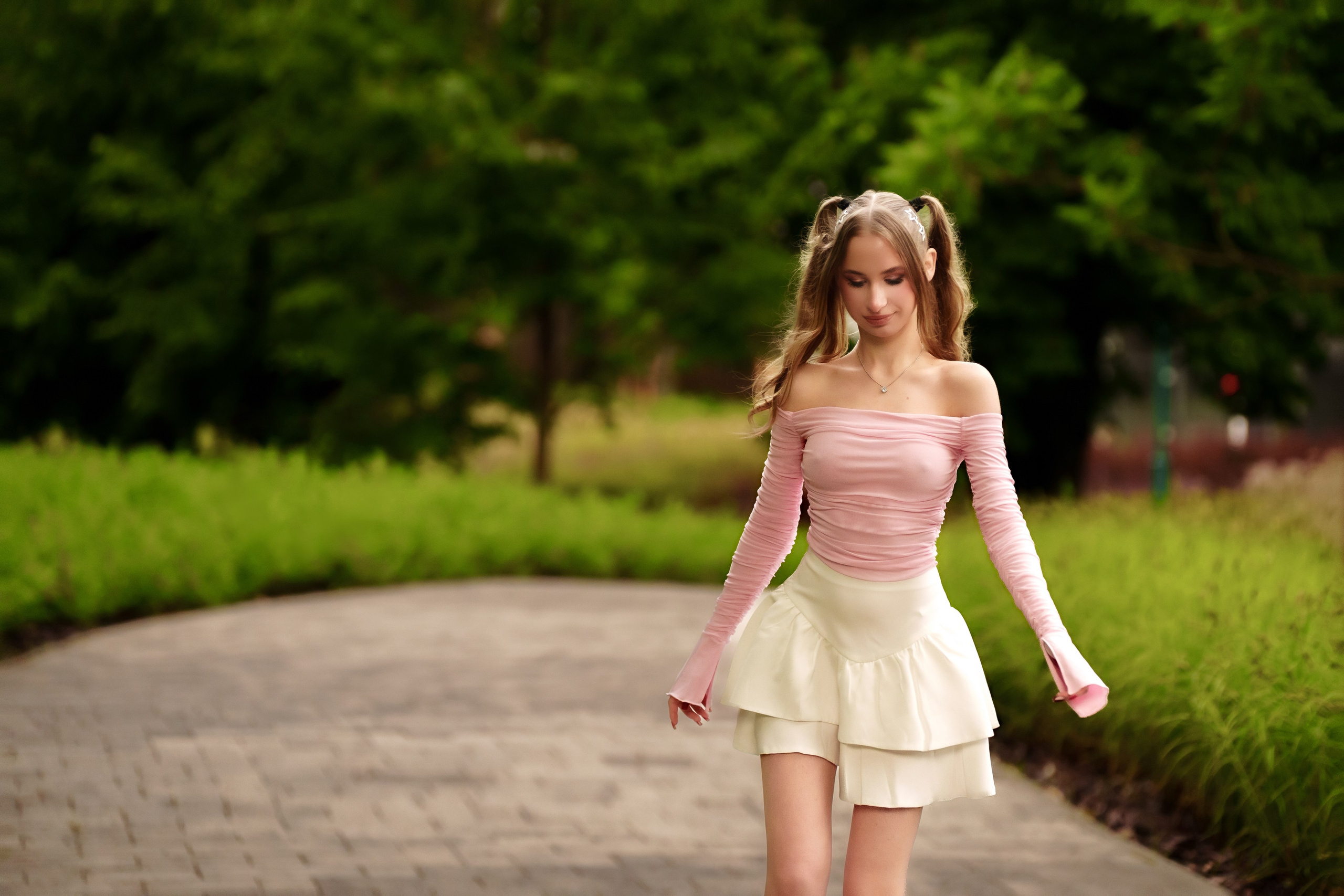 Прогулка на роликах, с куколкой Анютой 🛼. Фотограф Андрей Чеботок (Белгород, Курск, Воронеж, Старый Оскол)