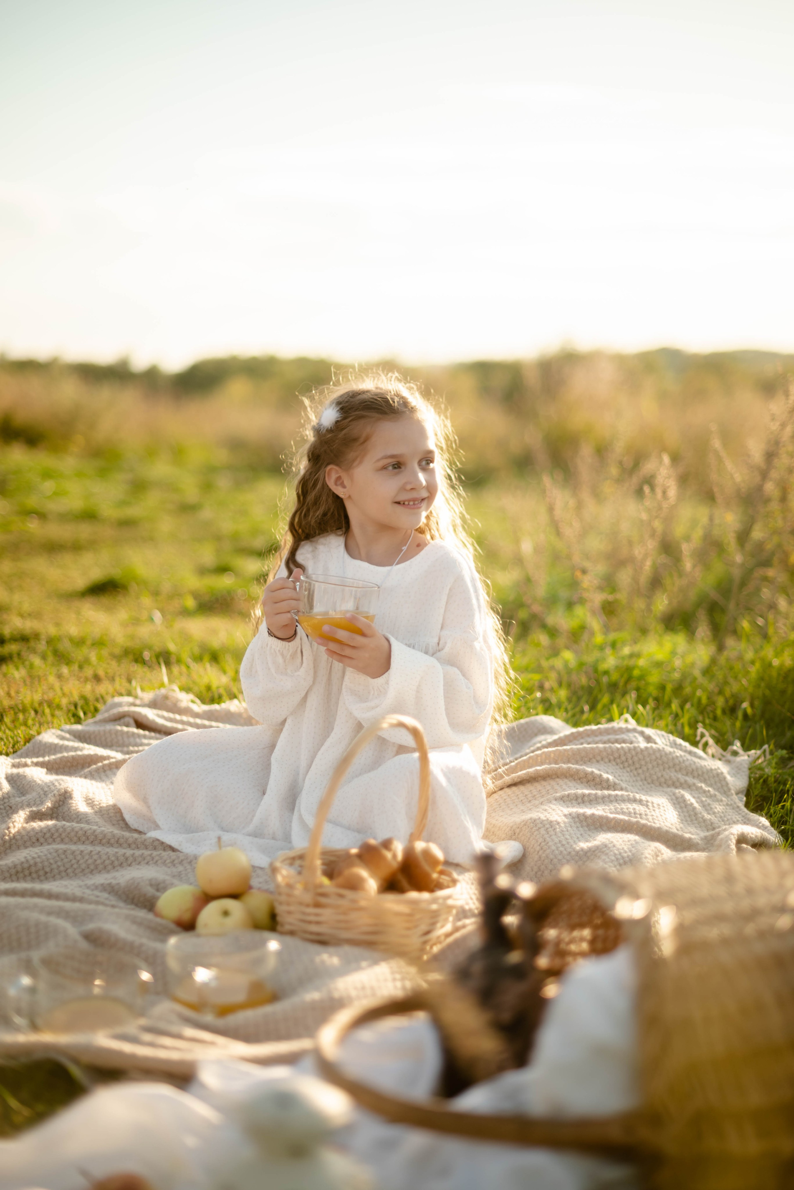 Закат в августе в шубке лисы. Свадебный и семейный фотограф в Новосибирске, Санкт-Петербурге, Москве