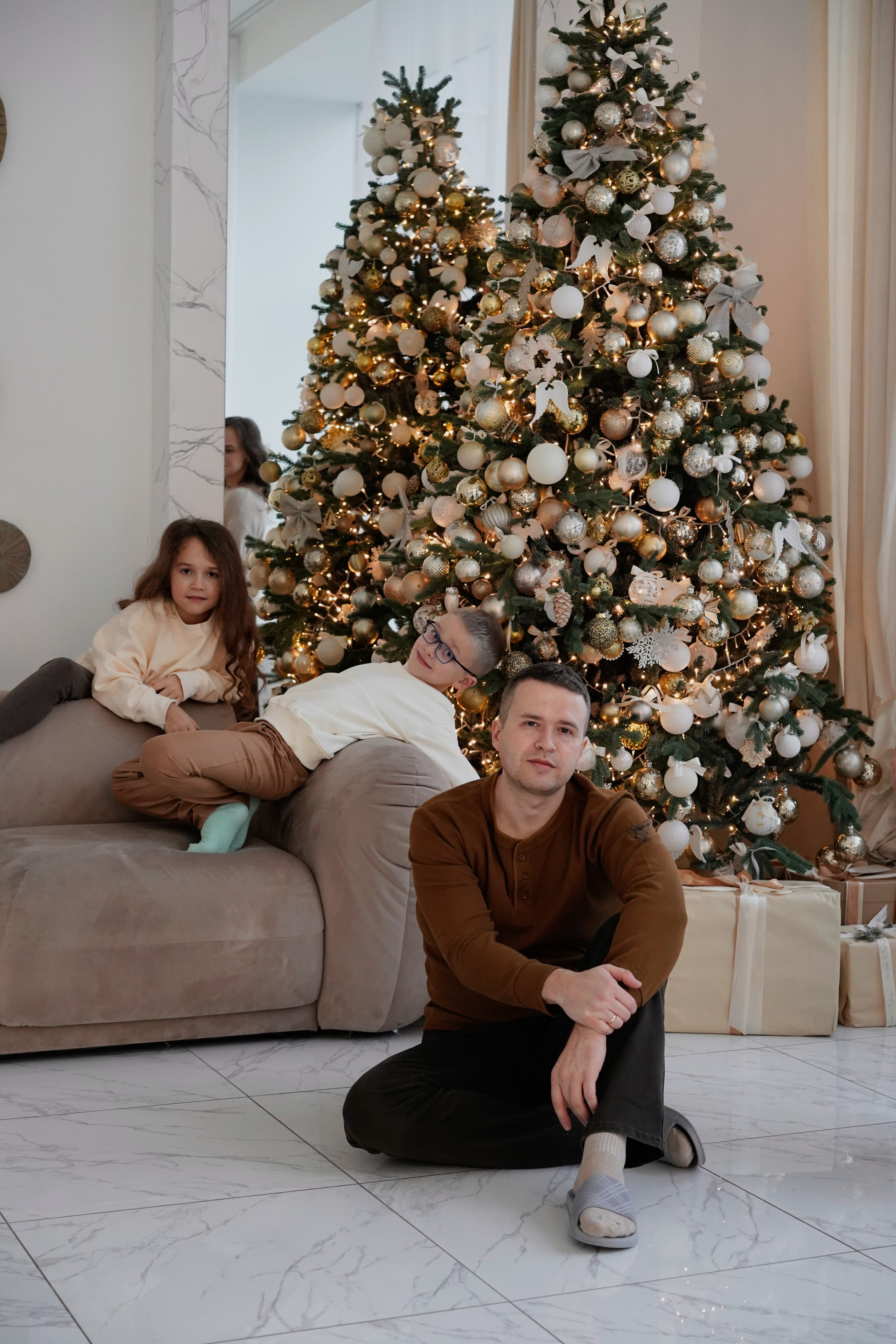 Новый год в мимике. Студийный и портретный фотограф в САНКТ-ПЕТЕРБУРГЕИрина Махаон