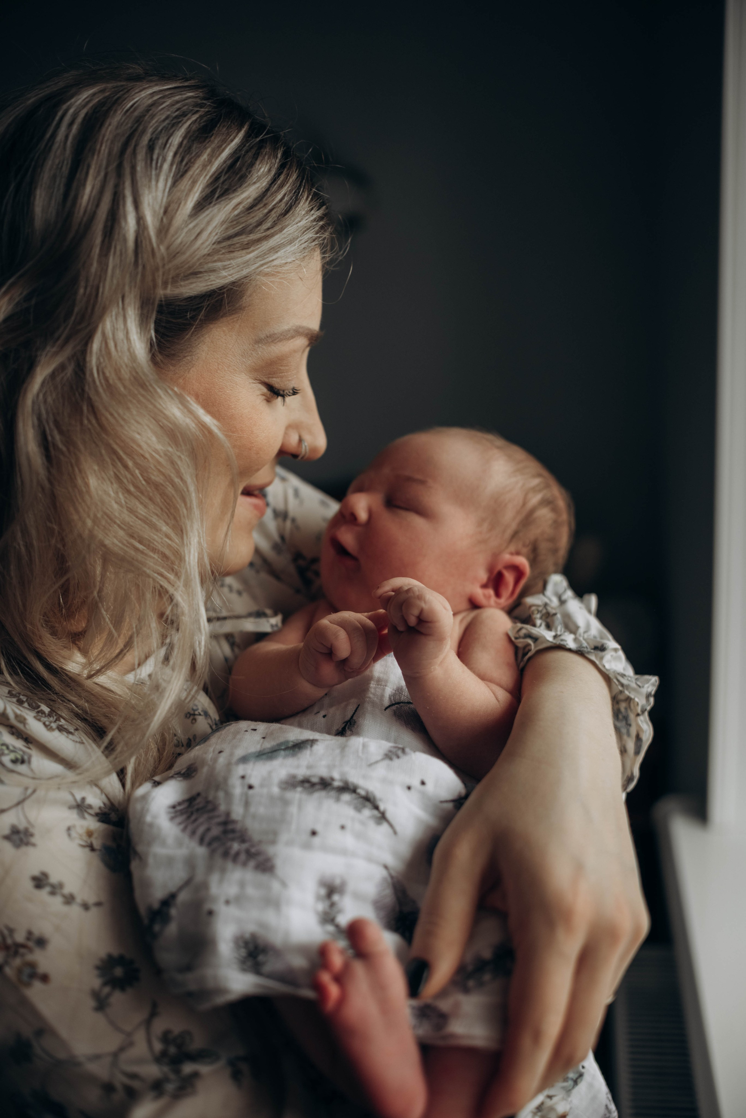 Большое маленькое чудо. Домашняя съемка новорожденного. Семейный фотограф в Железнодорожном Масаева Елена
