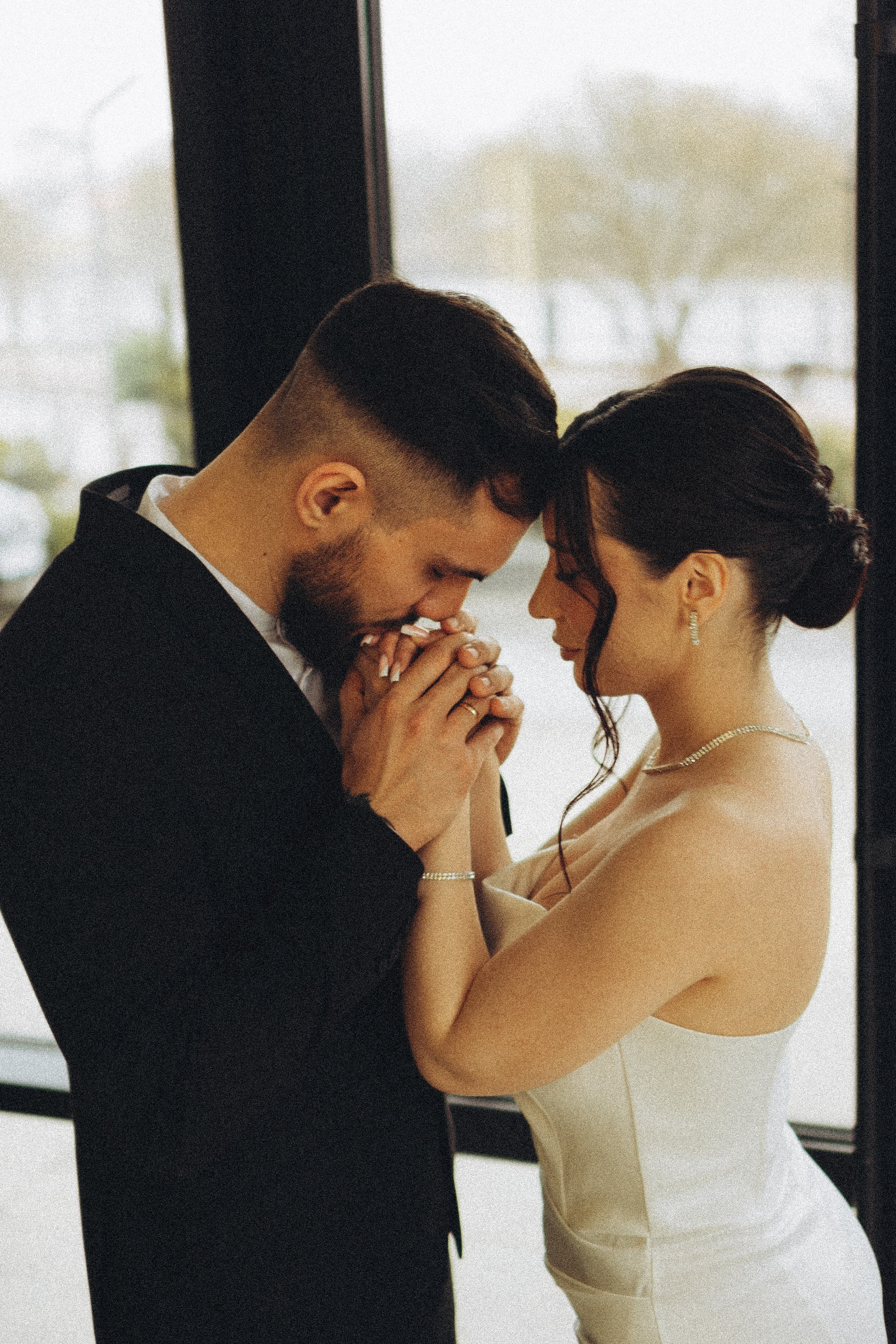 СВАДЕБНАЯ СЬЕМКА СБОРОВ ЖЕНИХА И НЕВЕСТЫ В ОТЕЛЕ И ТАКЖЕ ФОТОСЕССИИЯ В ОТЕЛЕЕ МЕГАПОЛИС БРЯНСК. Профессиональный фотограф, Санкт-Петербург — Виктория Богомолова