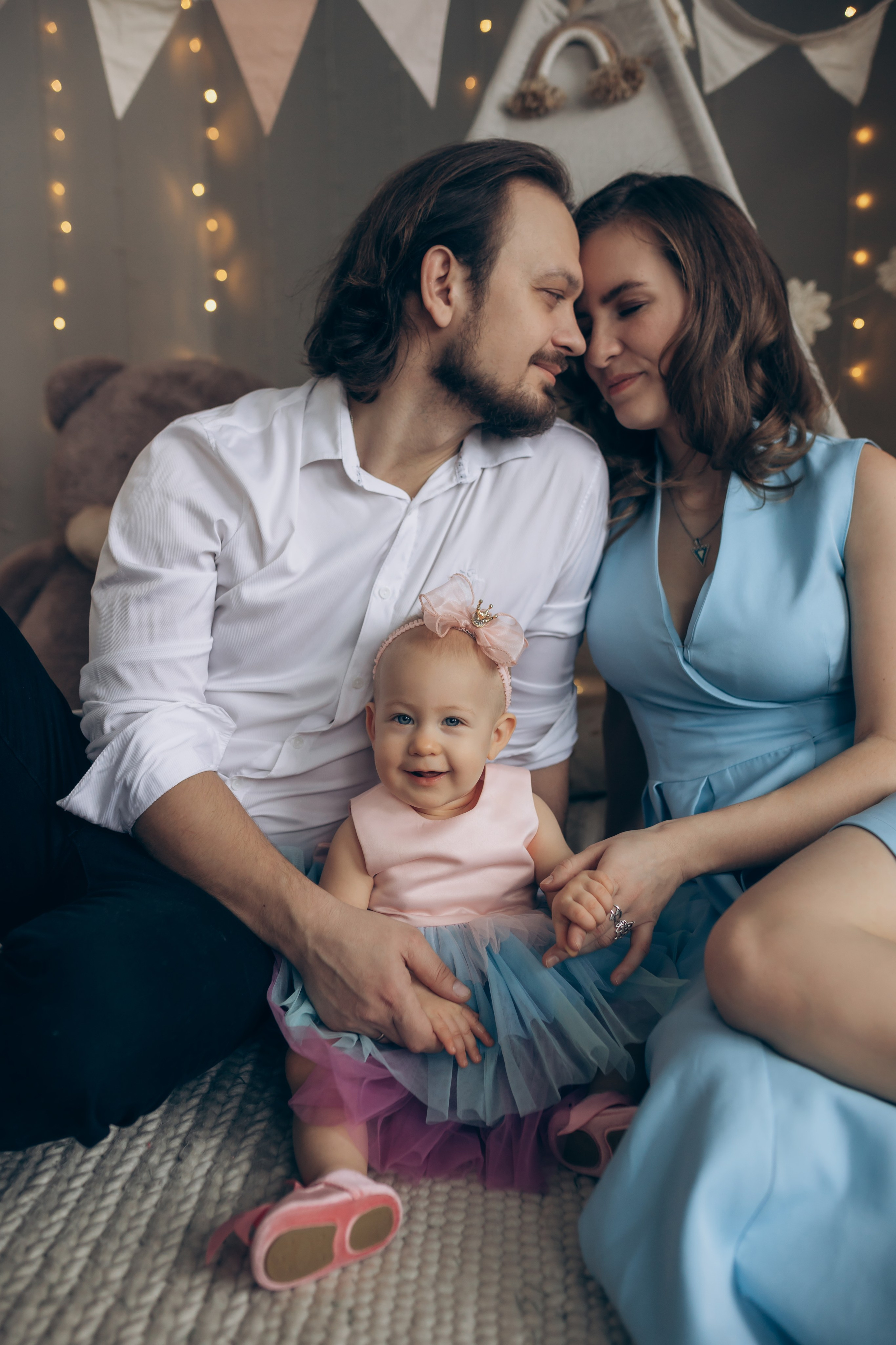 Семья в студии. Главная